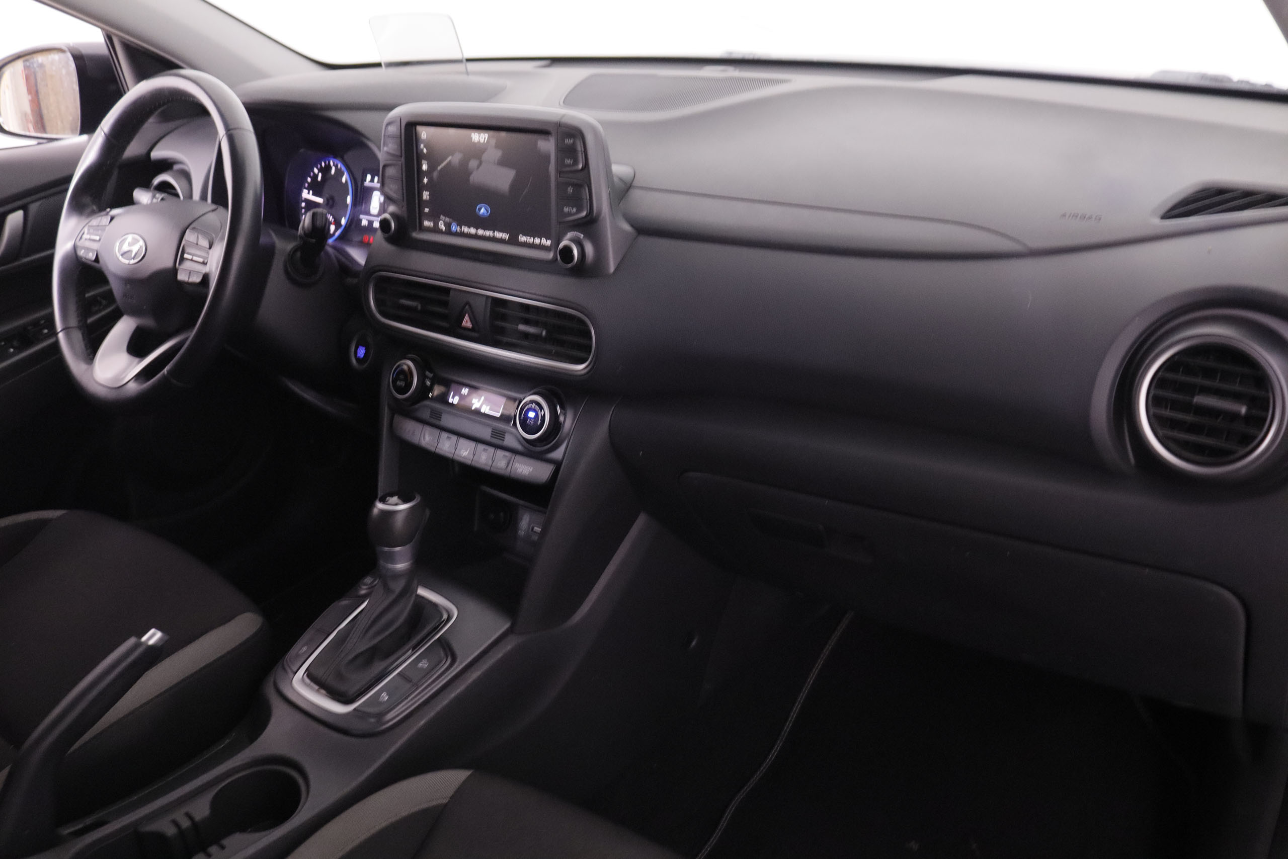 Hyundai Kona 1.6 CRDi Tecno - foto 12