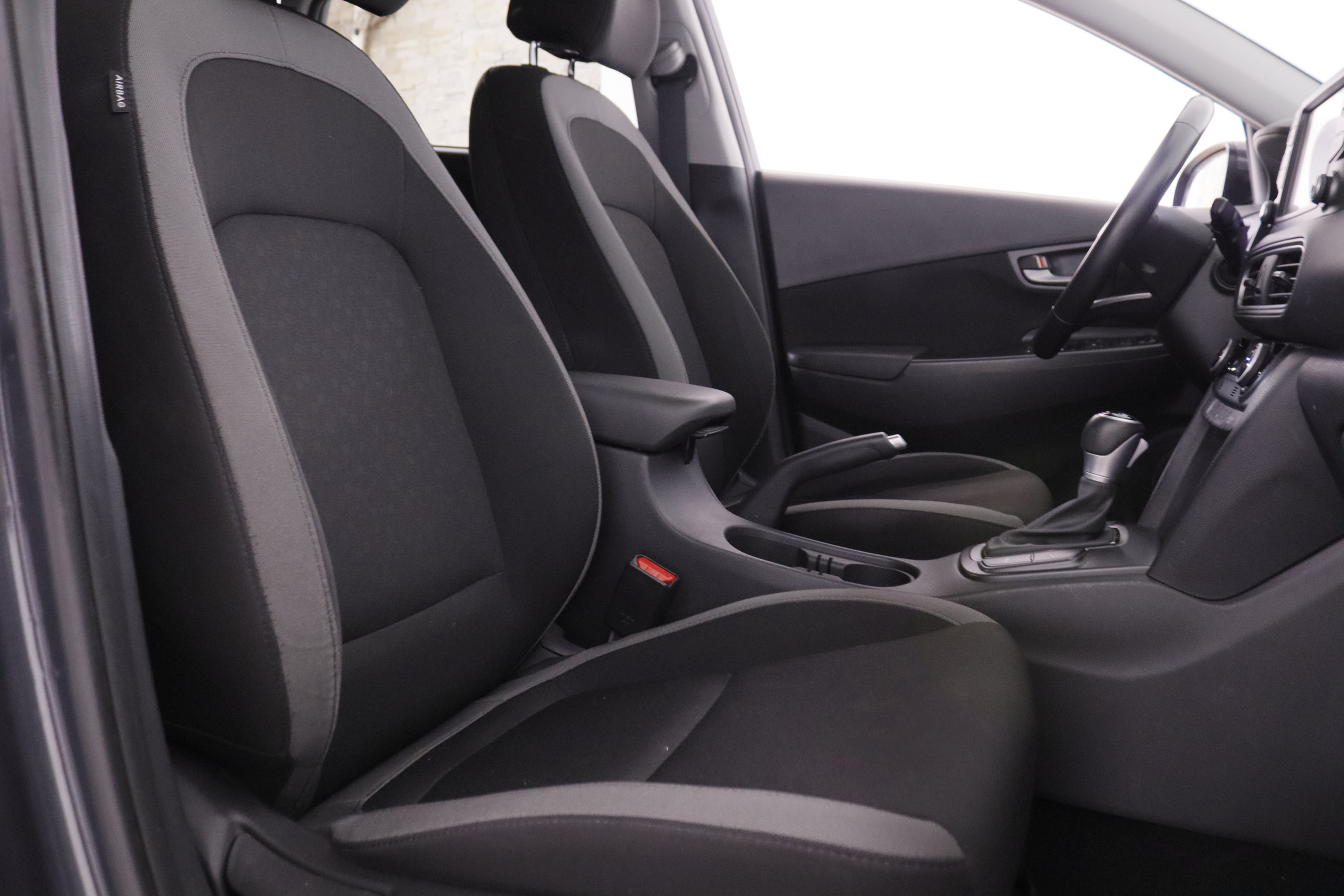 Hyundai Kona 1.6 CRDi Tecno - foto 19
