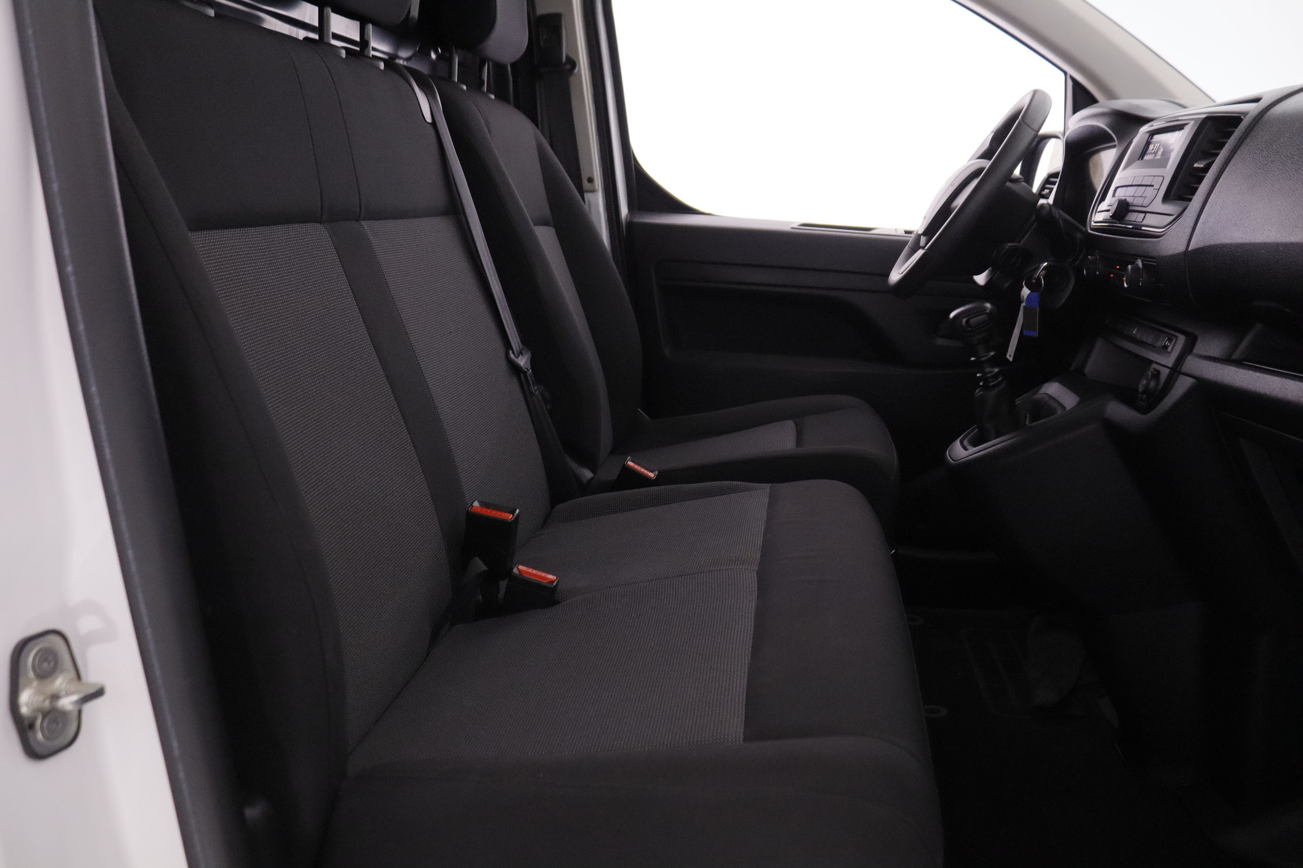 Peugeot Expert 1.5 BlueHDi Standard - foto 17