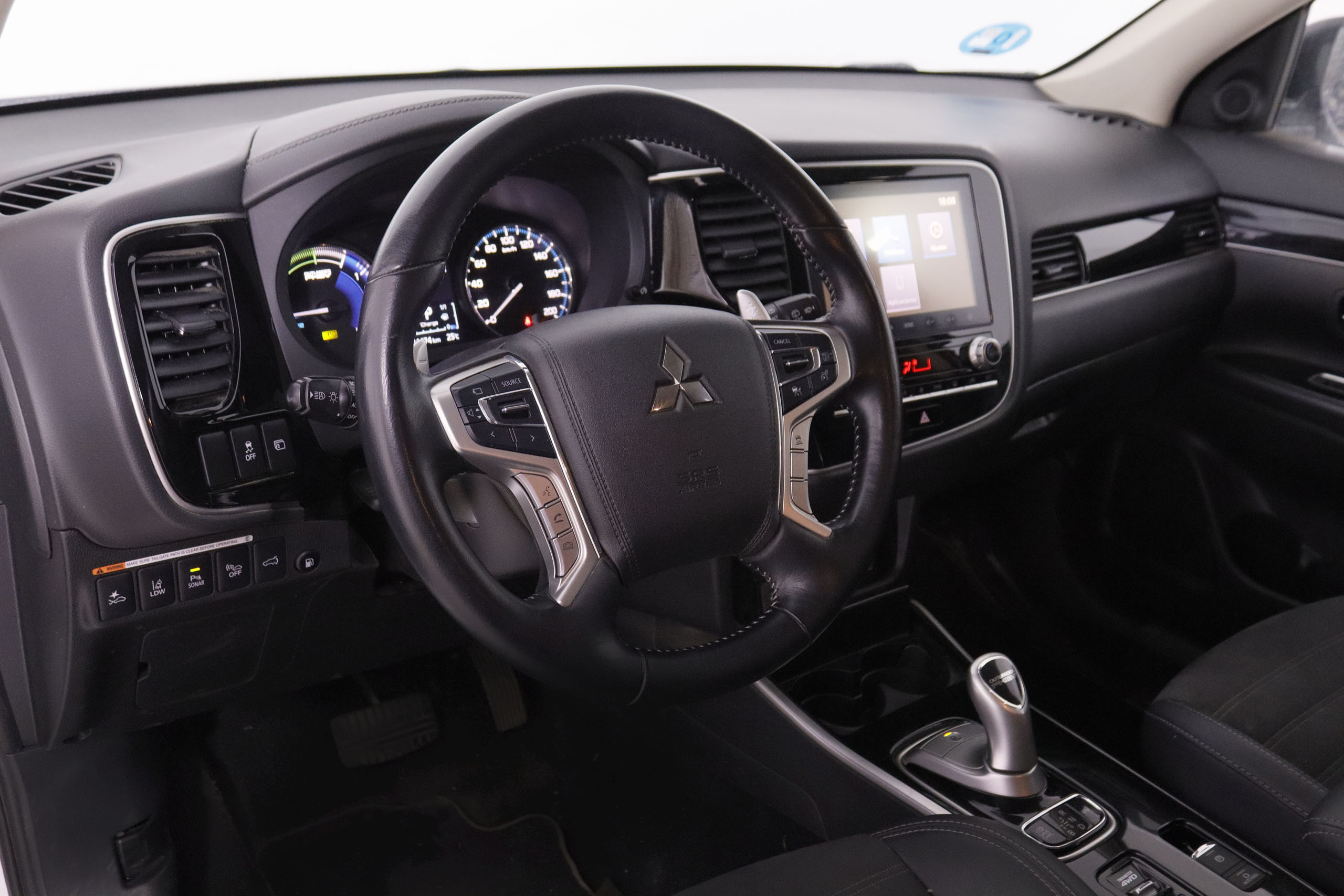 Mitsubishi Outlander PHEV Kaiteki AWD - foto 11