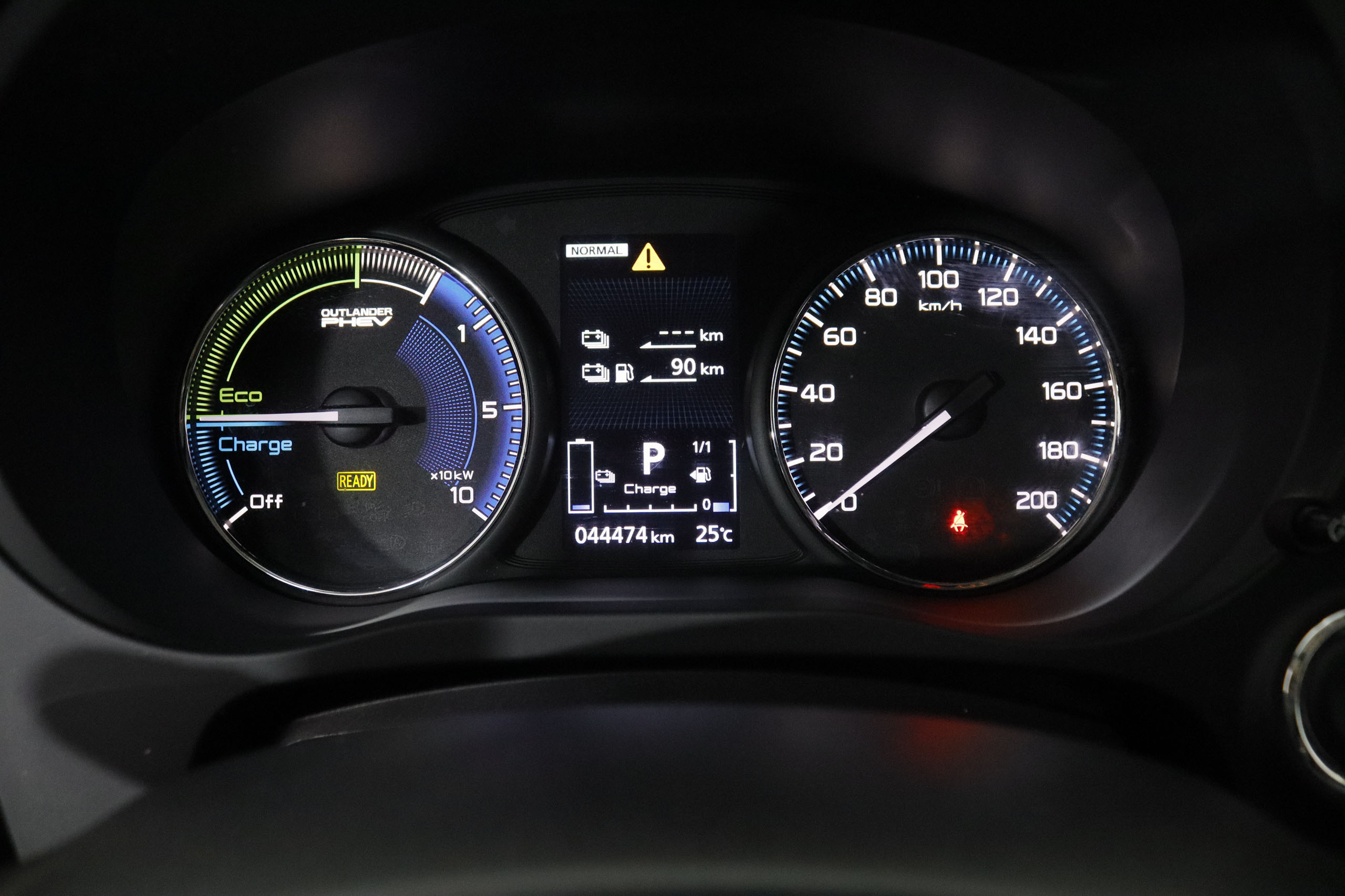 Mitsubishi Outlander PHEV Kaiteki AWD - foto 16