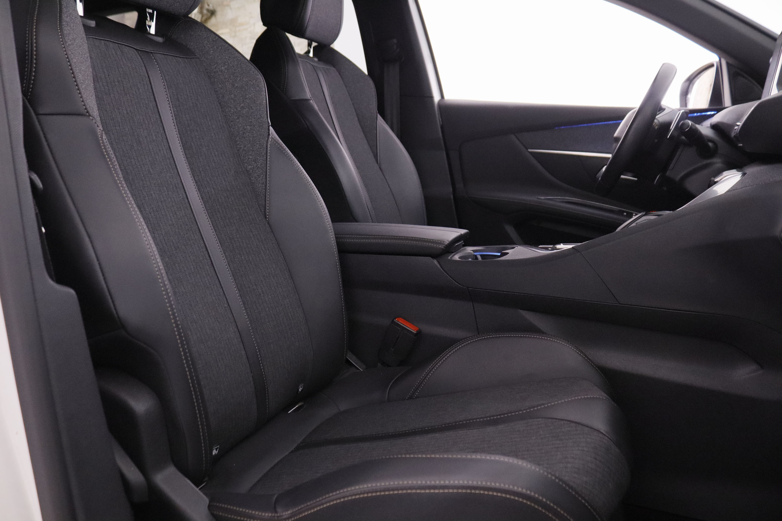 Peugeot 3008 1.6 PureTech GT Line - foto 26