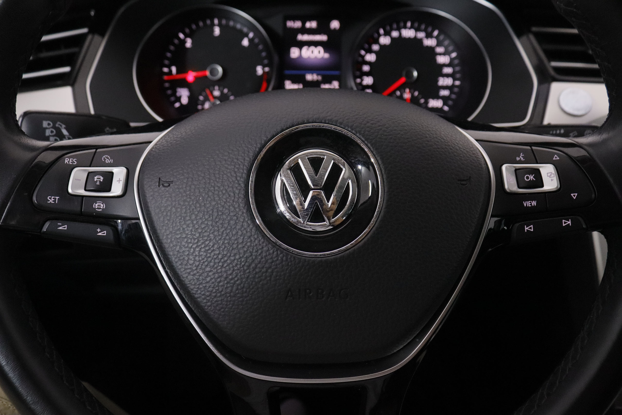 Volkswagen Passat 2.0 TDI Variant - foto 12