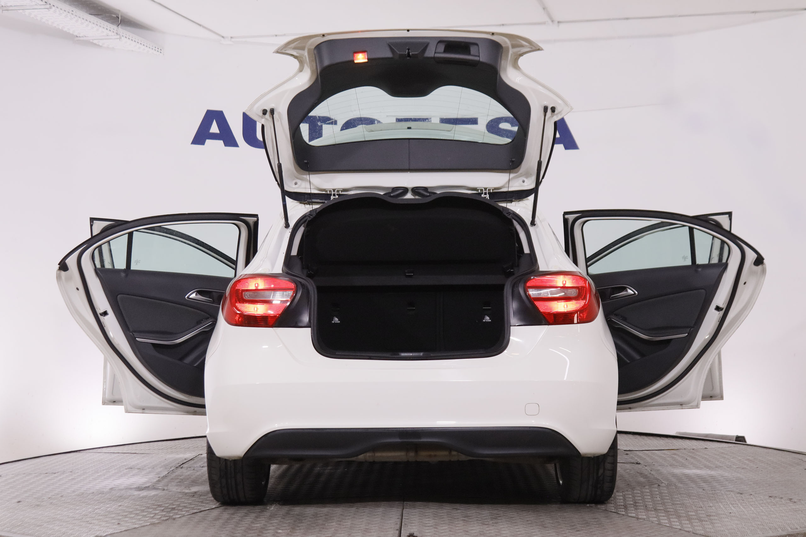Mercedes-Benz Clase A A180 - foto 8