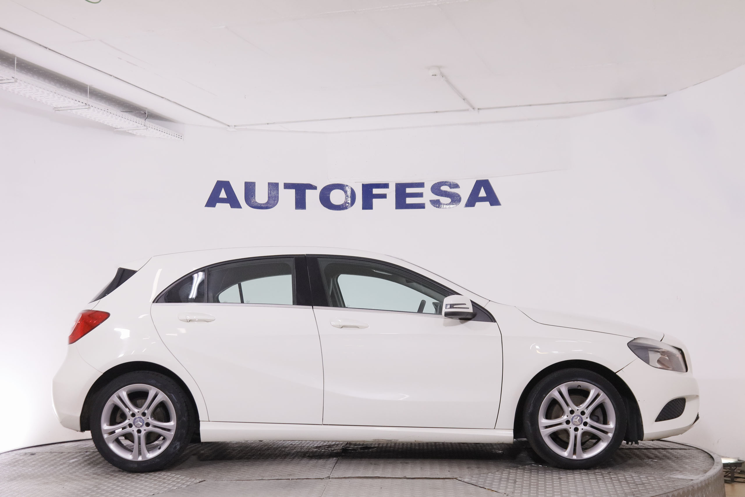 Mercedes-Benz Clase A A180 - foto 7