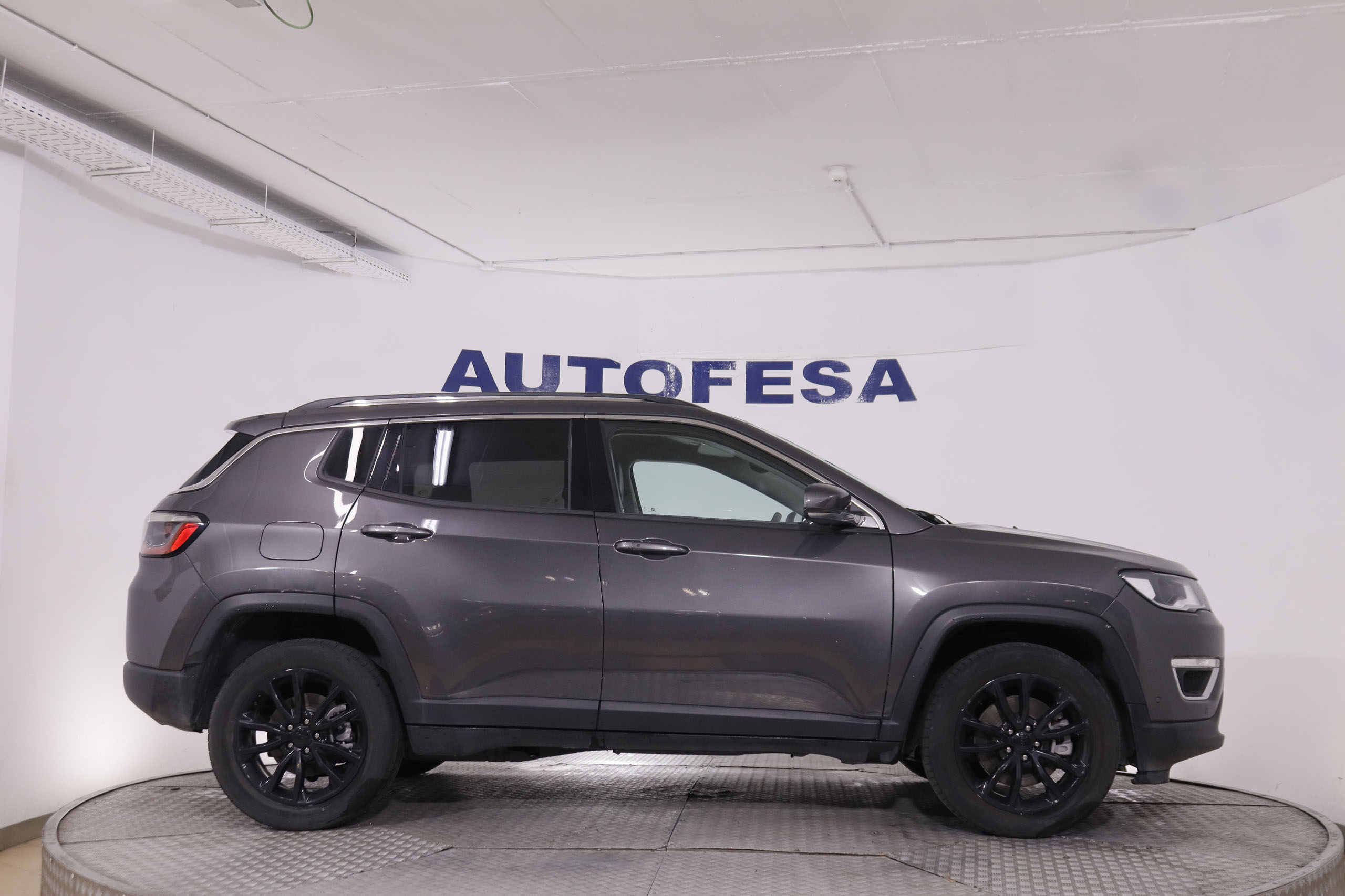 Jeep Compass 4xe 1.3 PHEV Limited AWD - foto 8