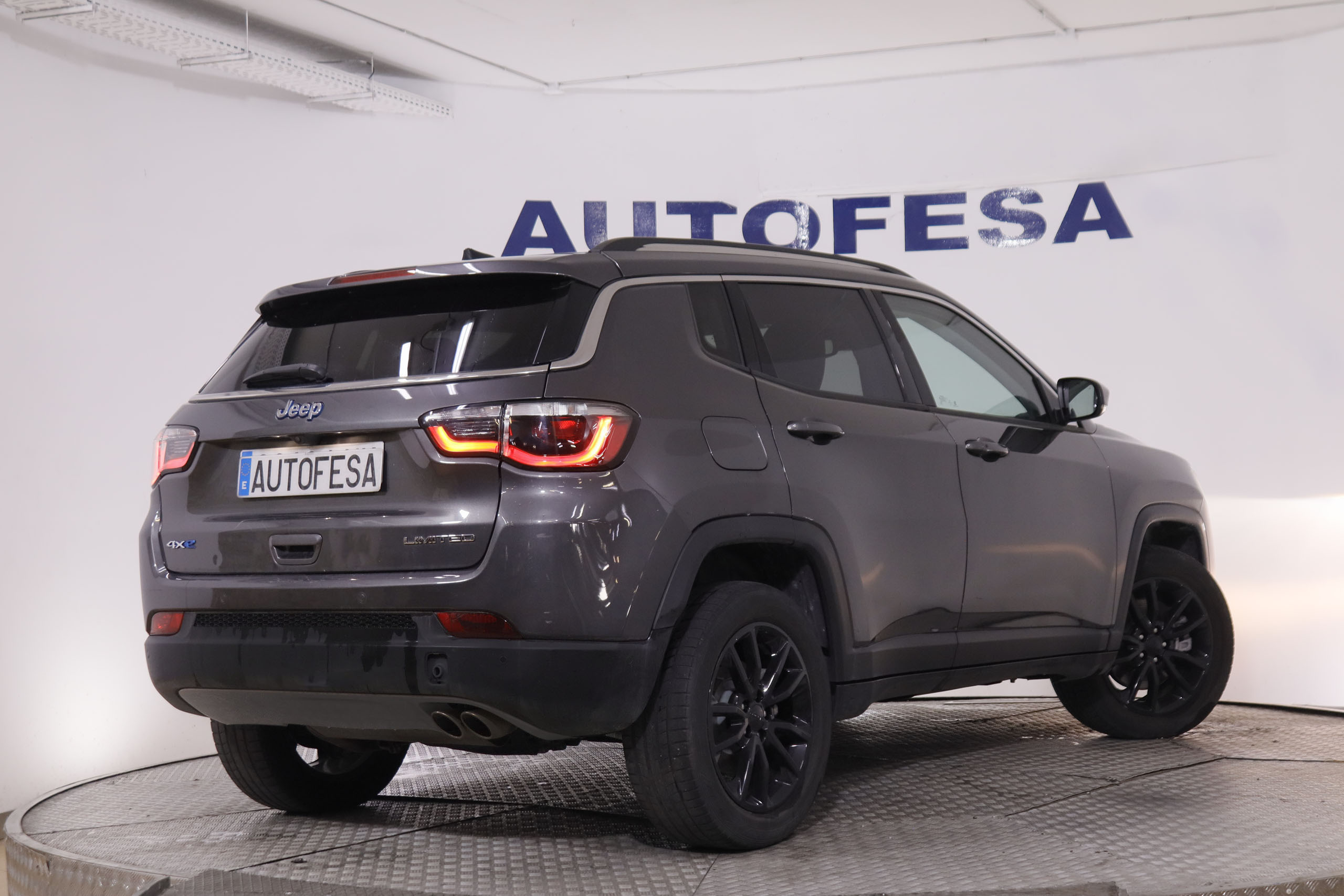 Jeep Compass 4xe 1.3 PHEV Limited AWD - foto 5
