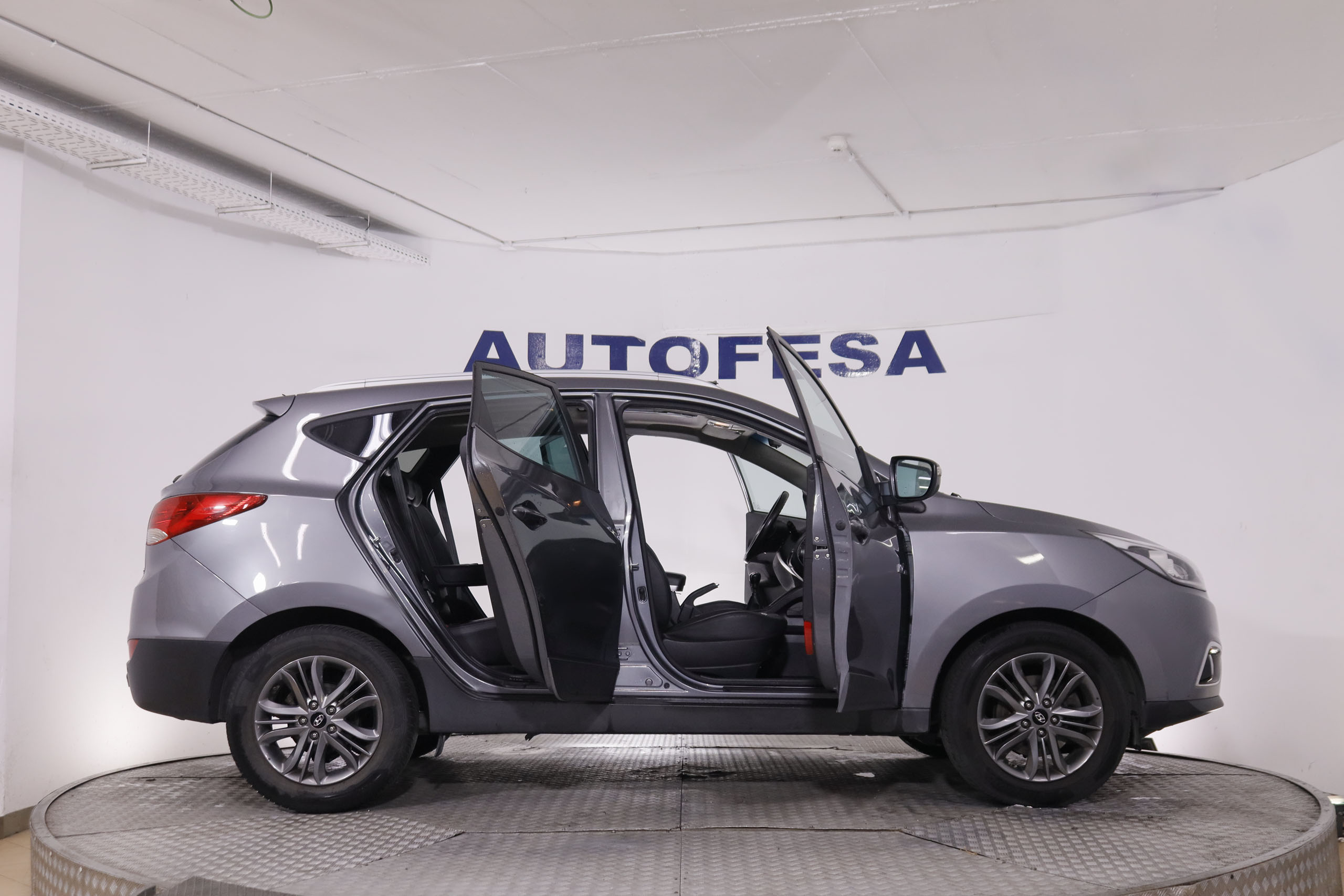 Hyundai ix35 1.7 CRDi 2WD Tecno SKY - foto 11