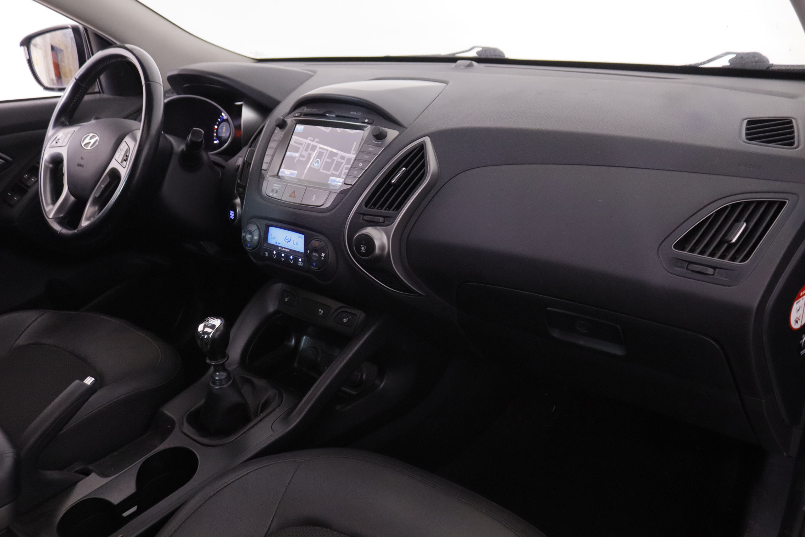 Hyundai ix35 1.7 CRDi 2WD Tecno SKY - foto 16