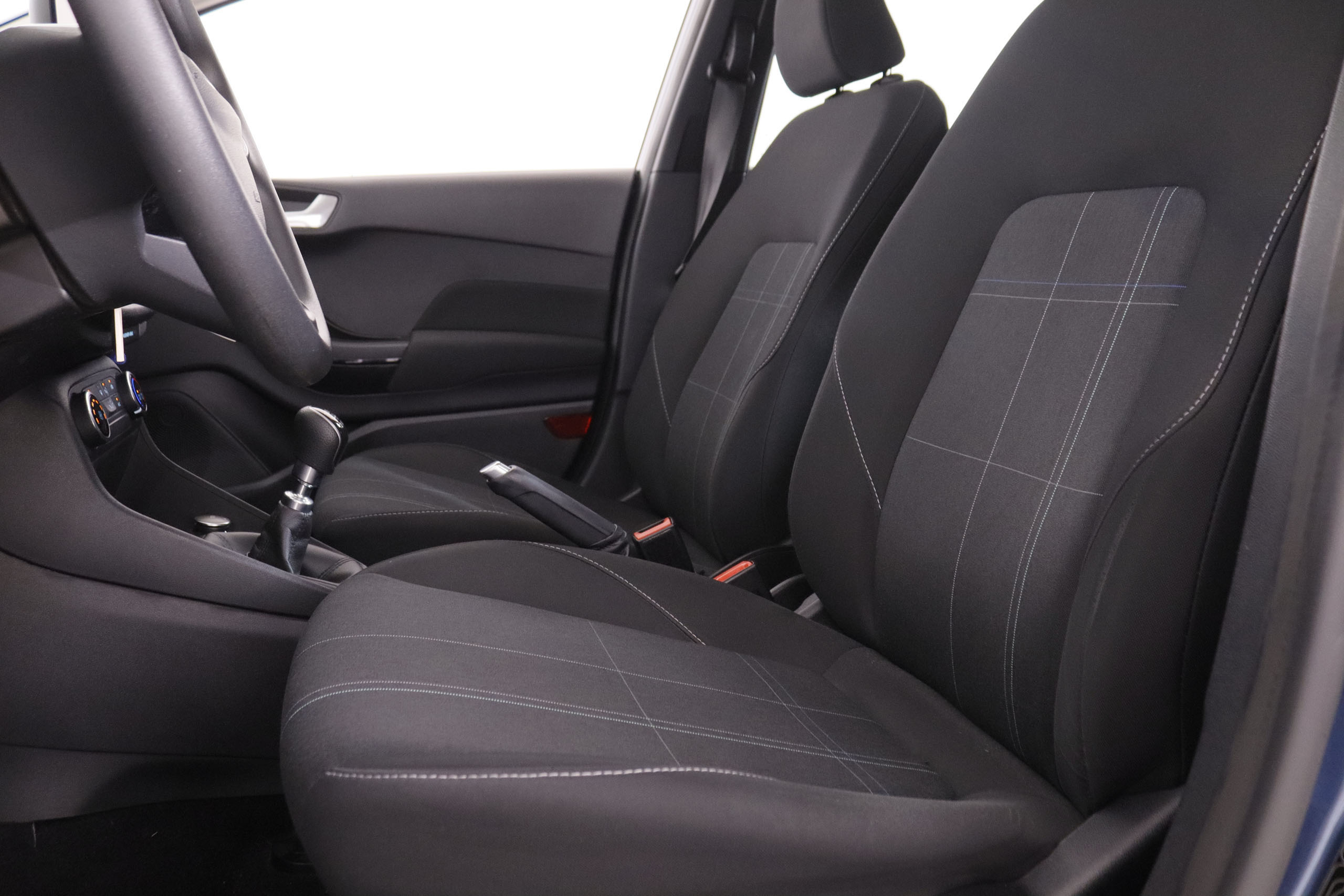 Ford Fiesta 1.0 EcoBoost - foto 18