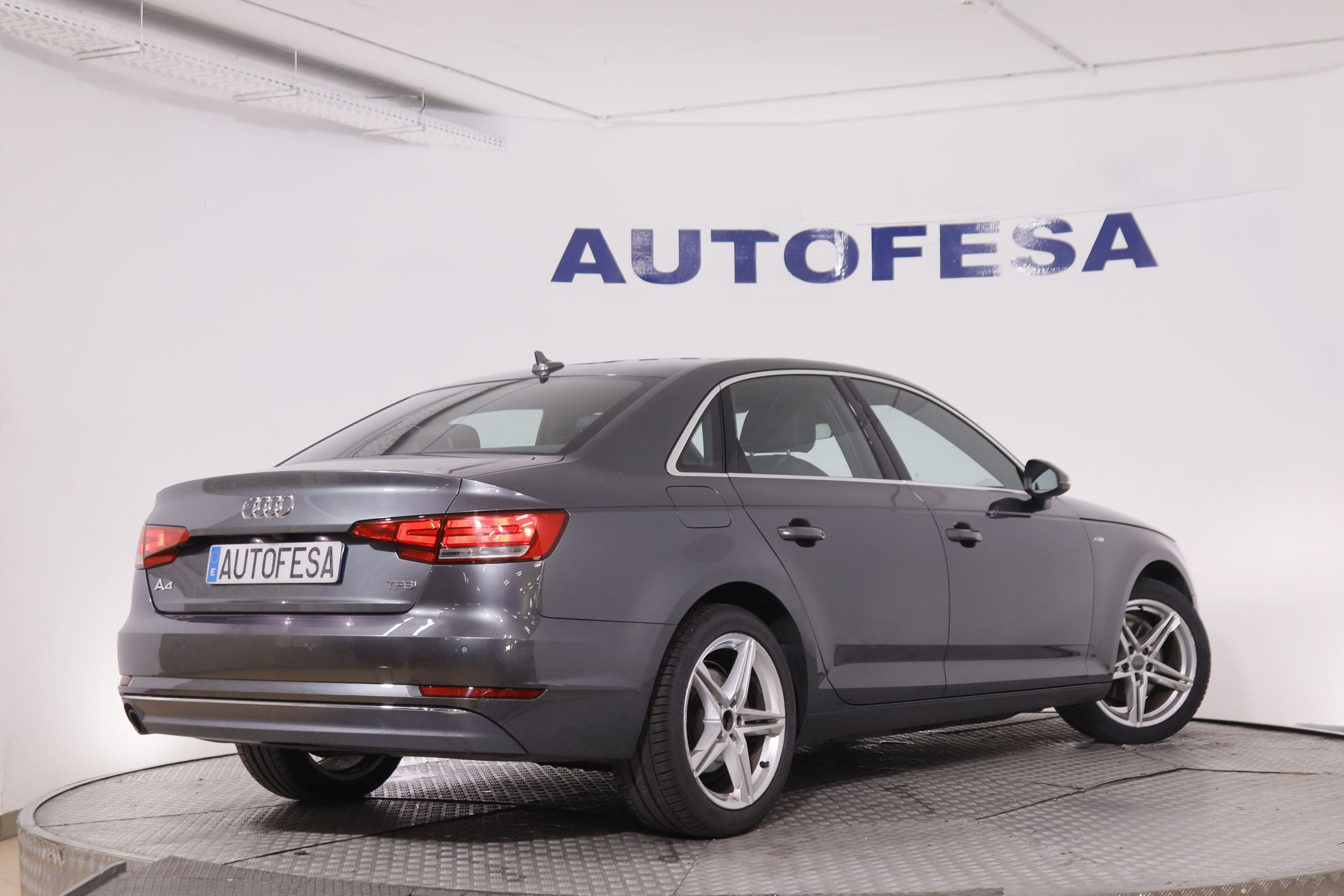 Audi A4 1.4 TFSI S-Line S-Tronic - foto 6