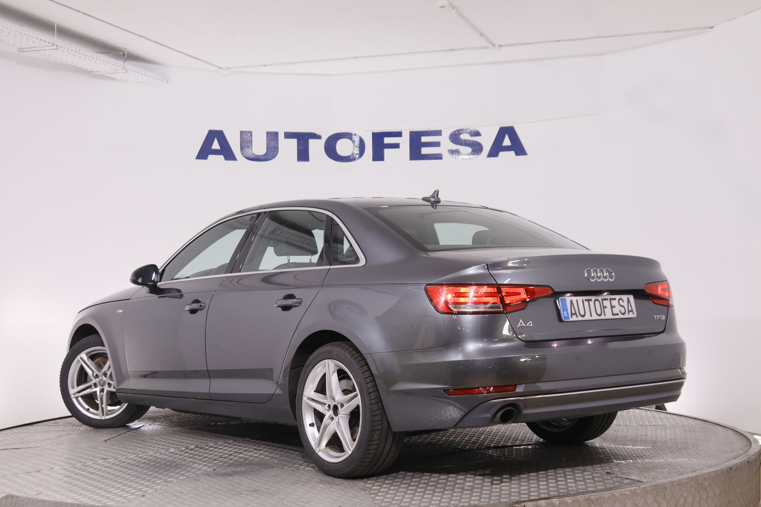 Audi A4 1.4 TFSI S-Line S-Tronic - foto 9