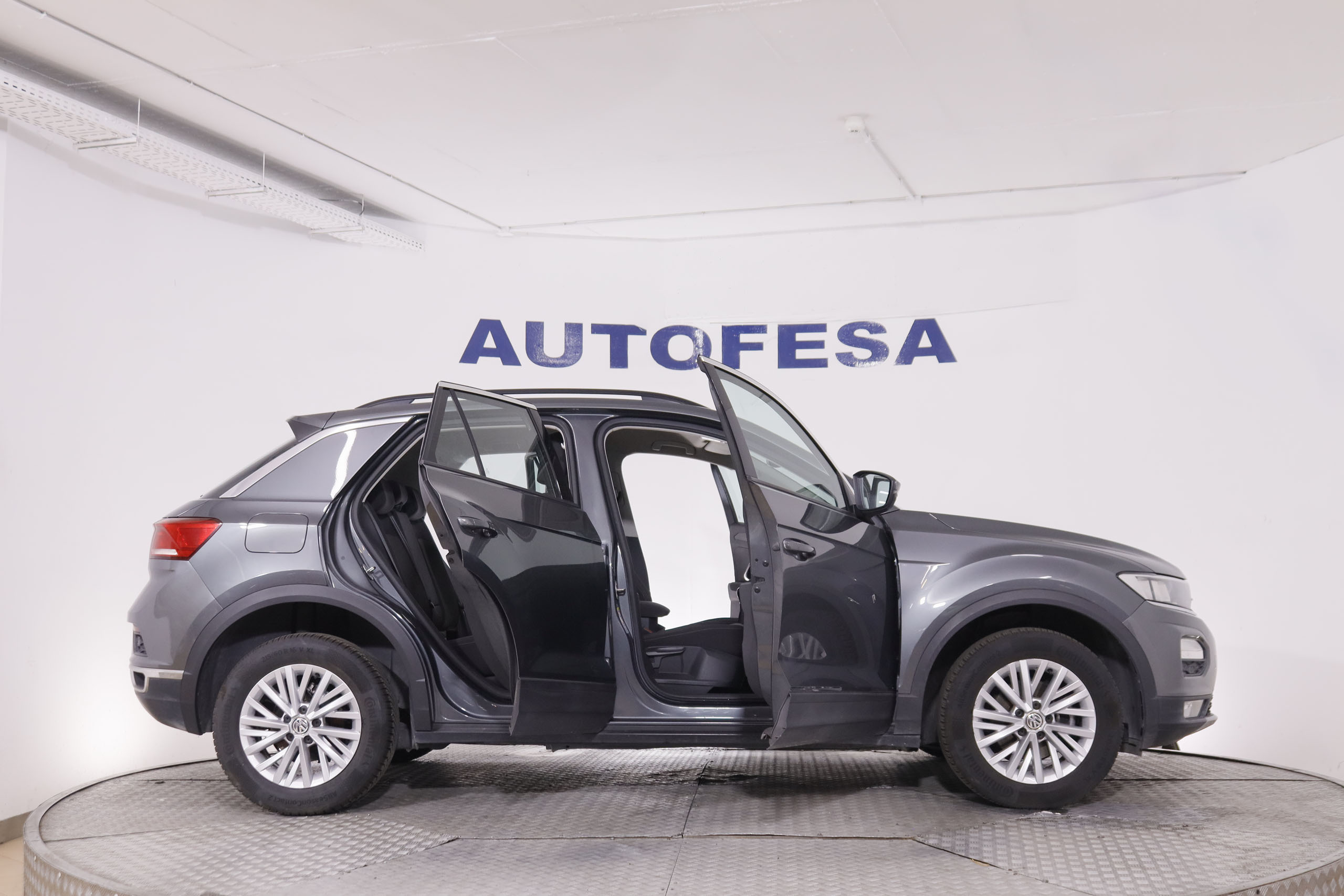 Volkswagen T-Roc 1.0 TSI Advance - foto 10