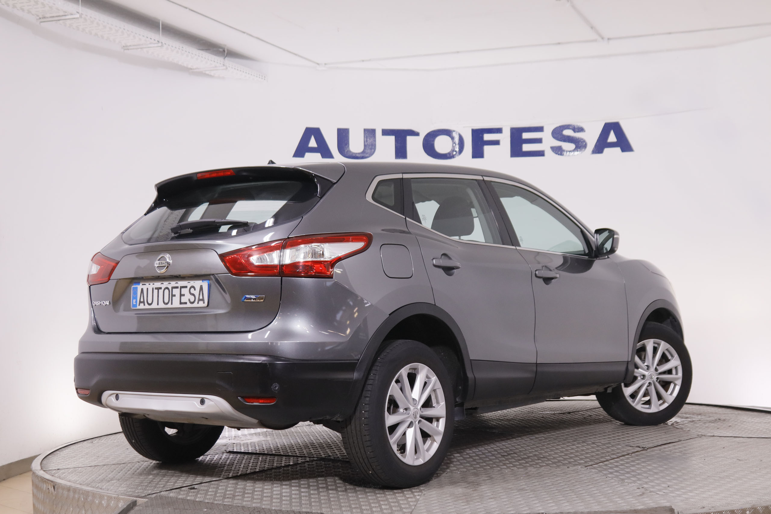 Nissan Qashqai 1.6 dCi N-Connecta - foto 5