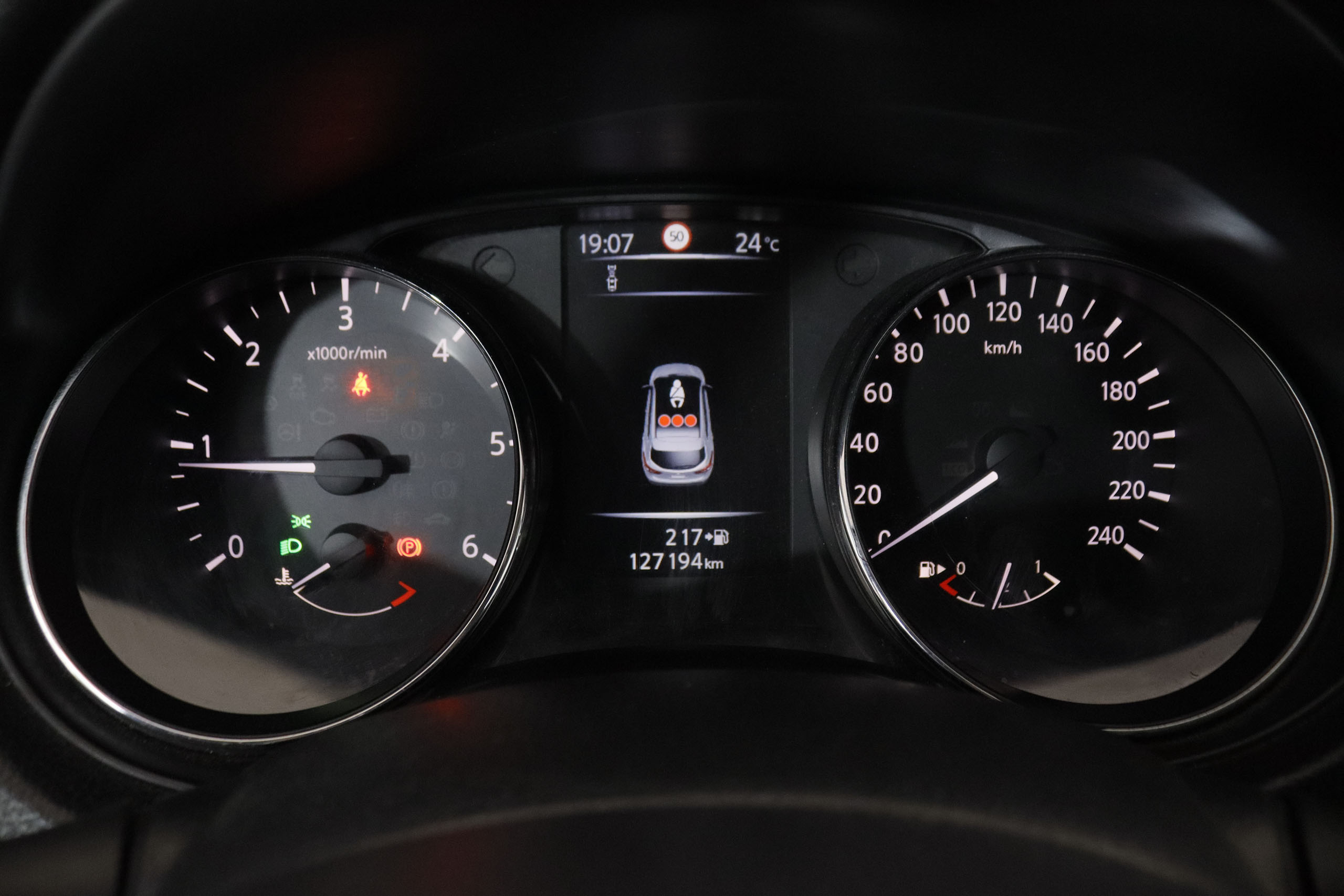 Nissan Qashqai 1.6 dCi N-Connecta - foto 17