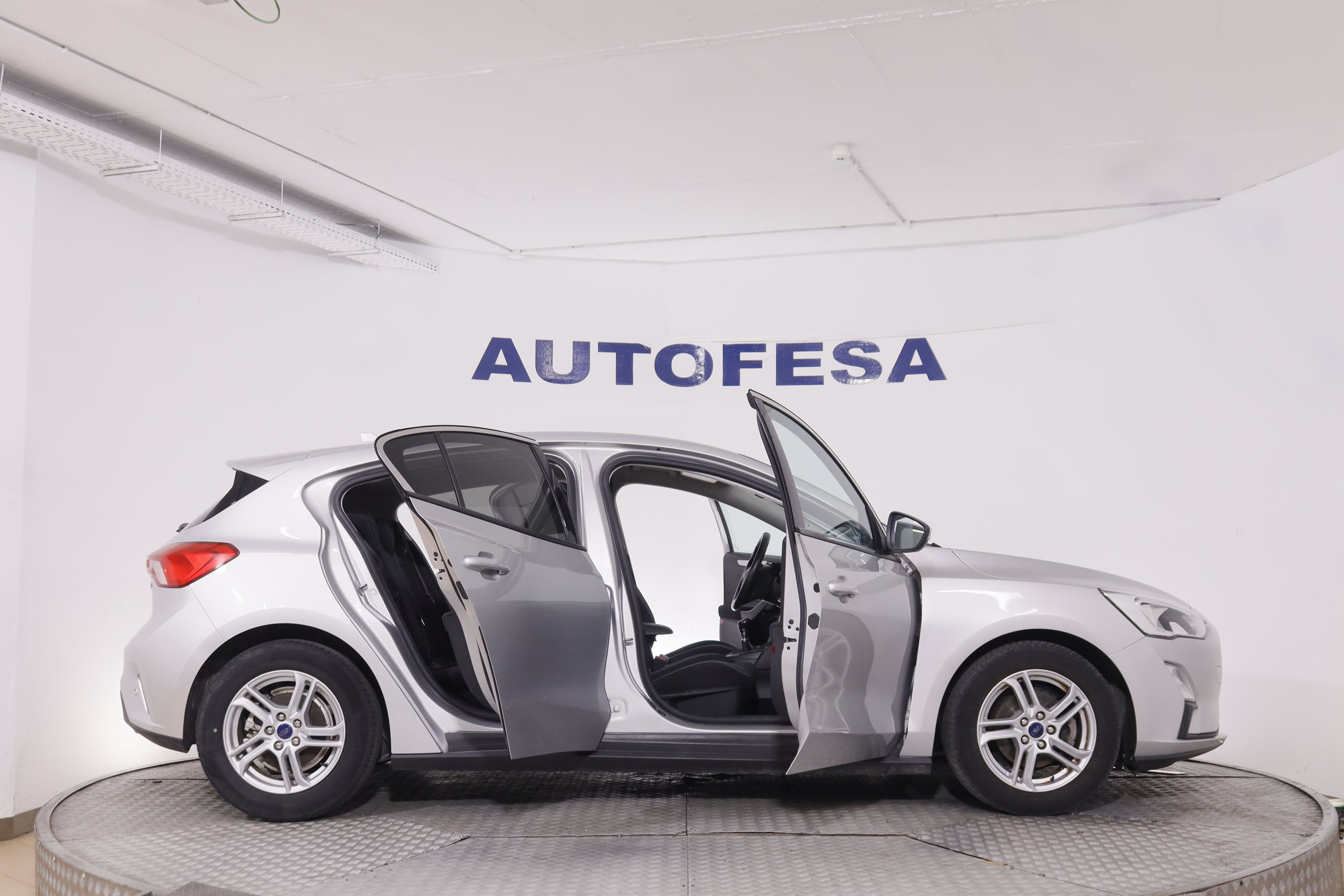 Ford Focus 1.5 ECO Blue Titanium - foto 9