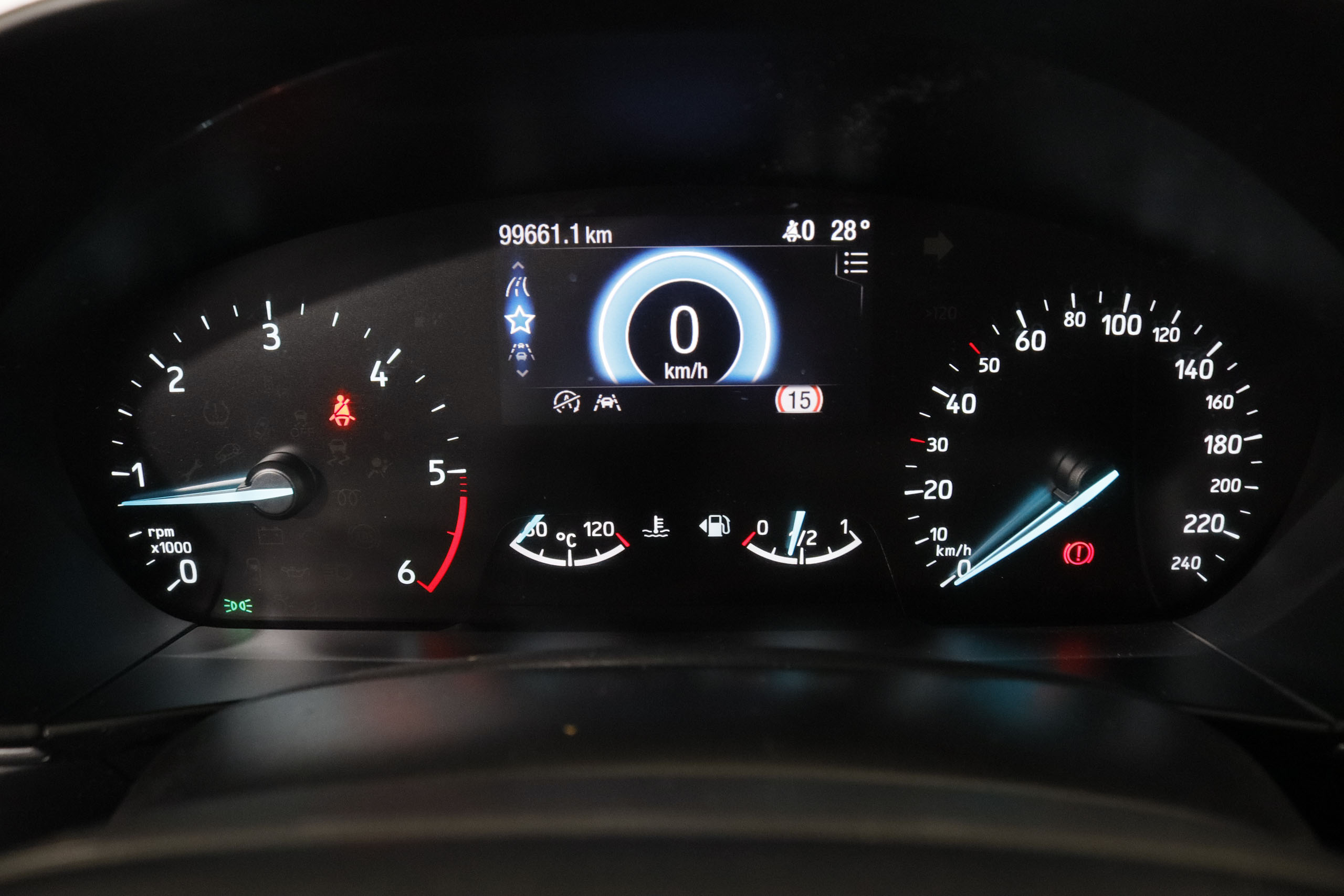 Ford Focus 1.5 ECO Blue Titanium - foto 15