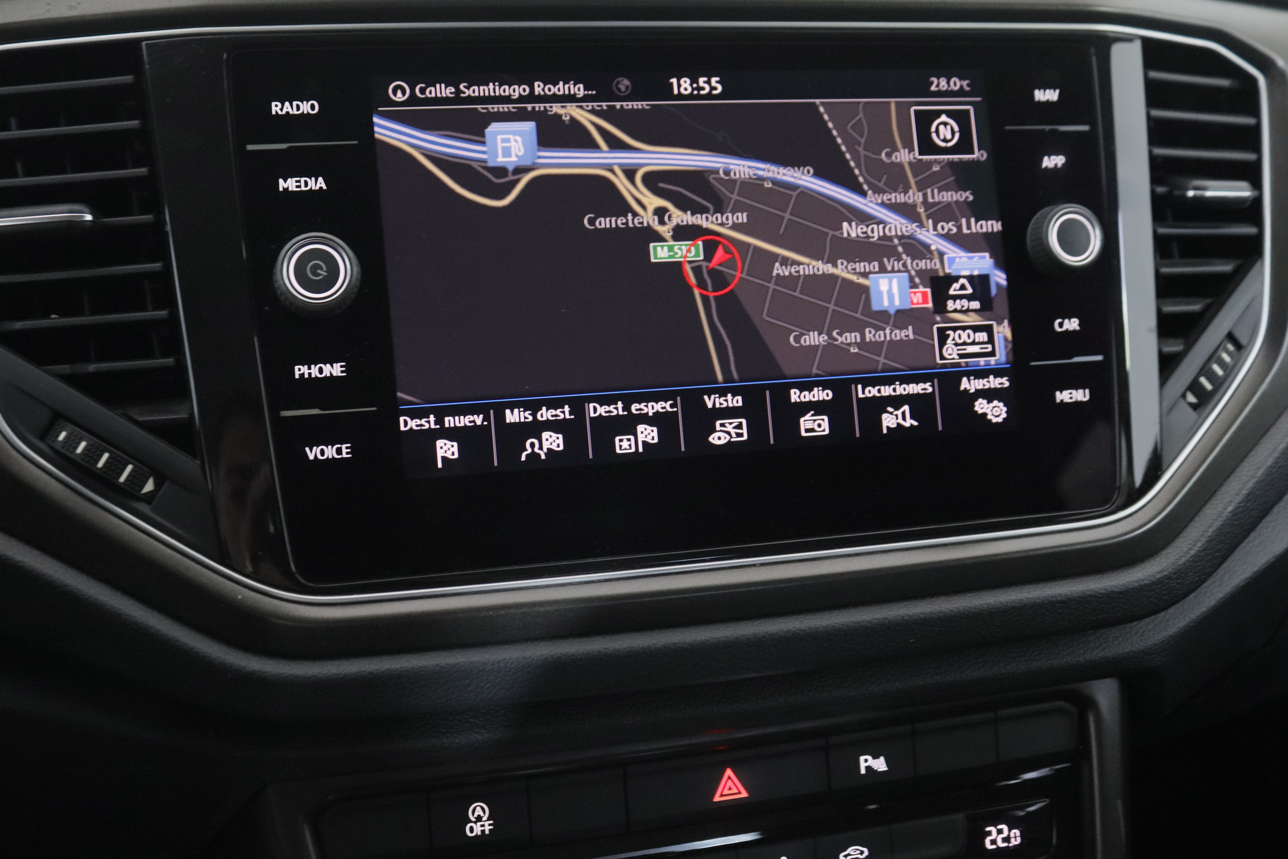 Volkswagen T-Roc 1.5 TSI DSG - foto 13
