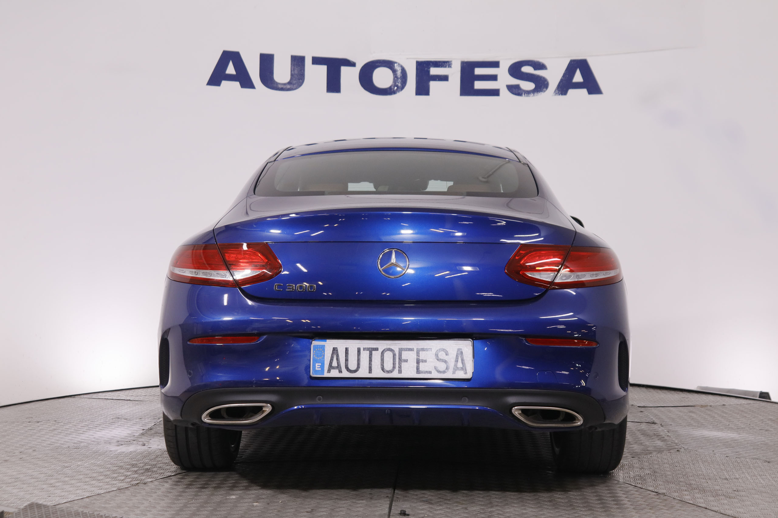 Mercedes-Benz Clase C 300 Coupe 9G-TRONIC AMG - foto 6