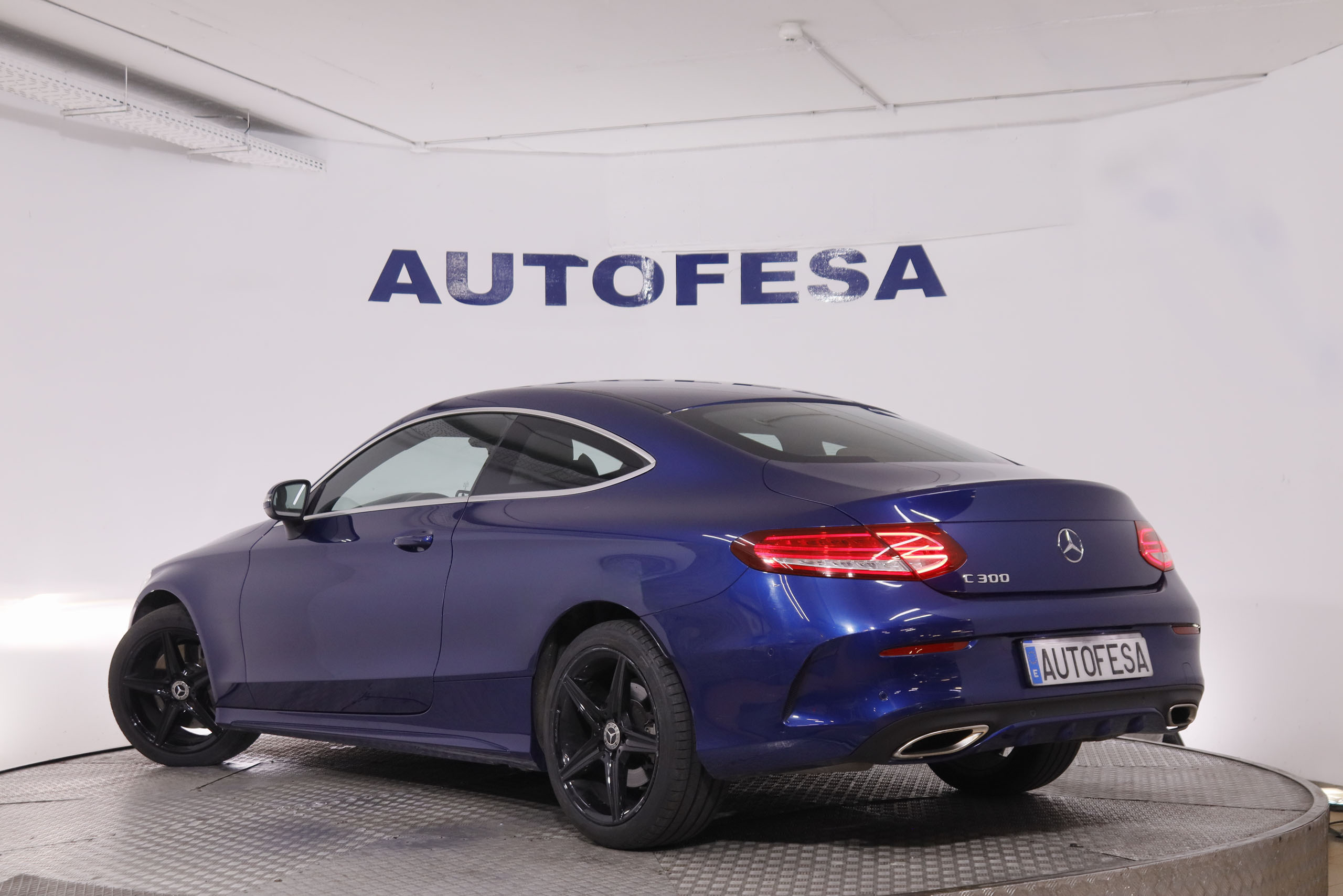 Mercedes-Benz Clase C 300 Coupe 9G-TRONIC AMG - foto 7