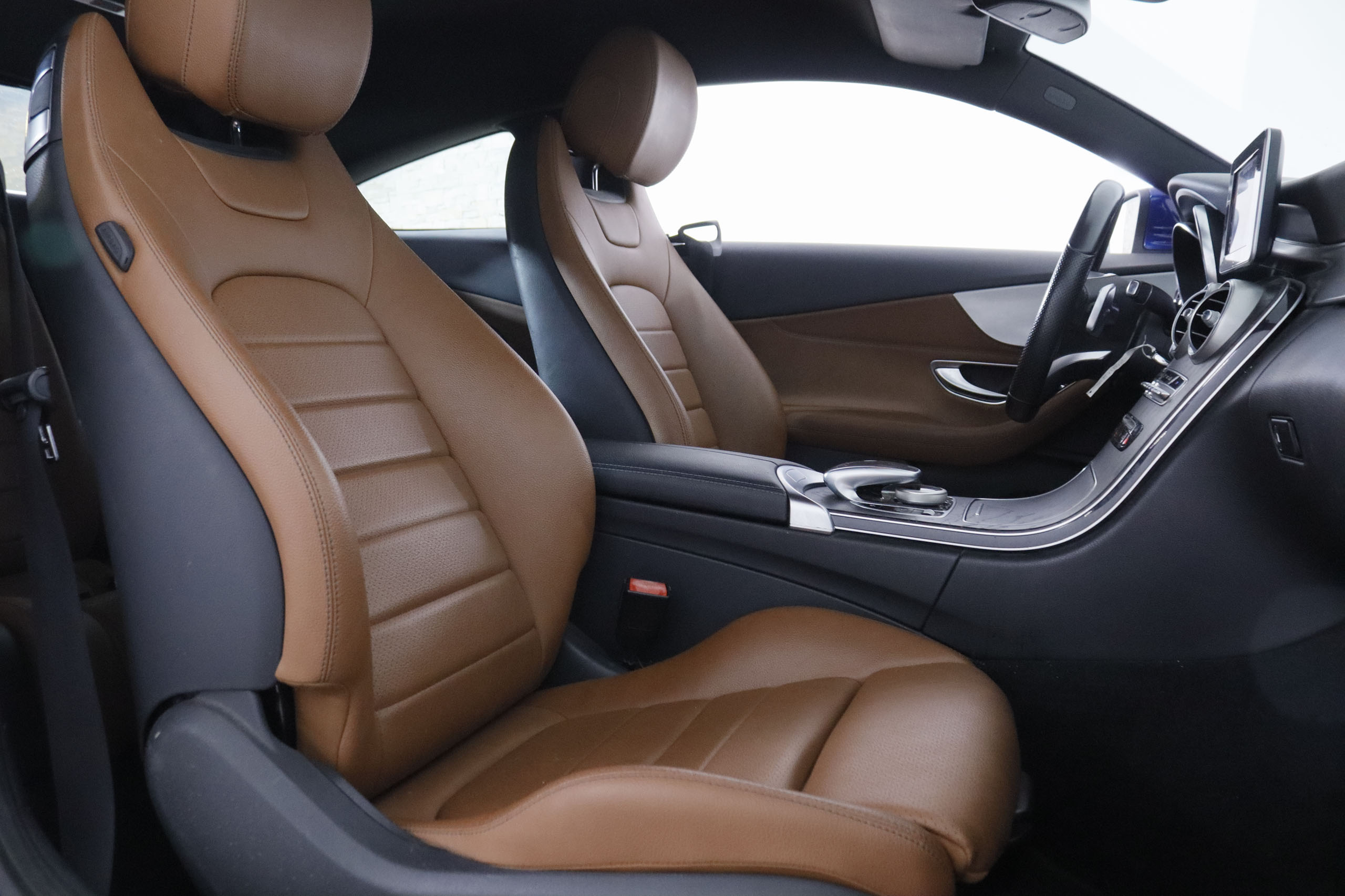 Mercedes-Benz Clase C 300 Coupe 9G-TRONIC AMG - foto 23