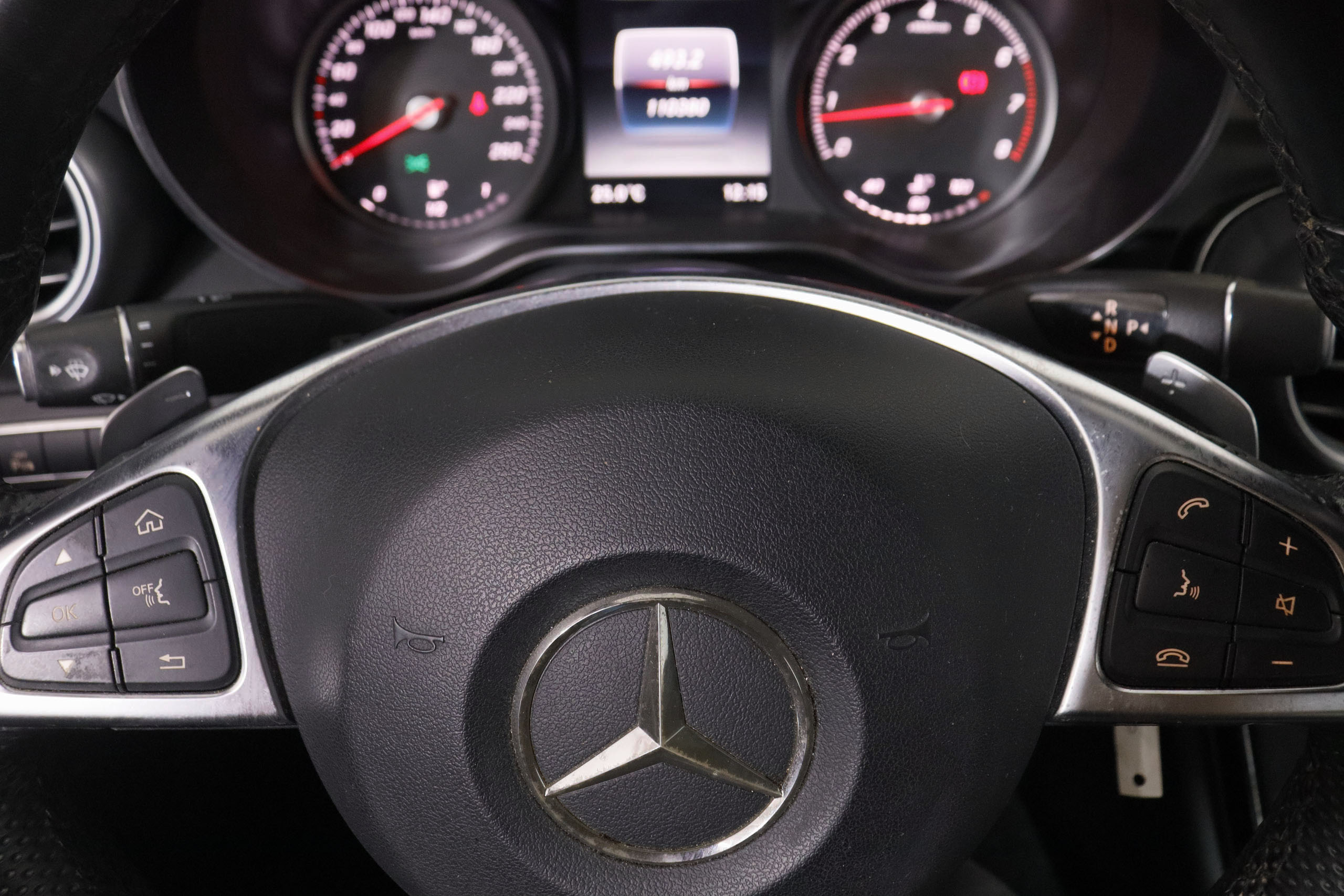 Mercedes-Benz Clase C 300 Coupe 9G-TRONIC AMG - foto 13