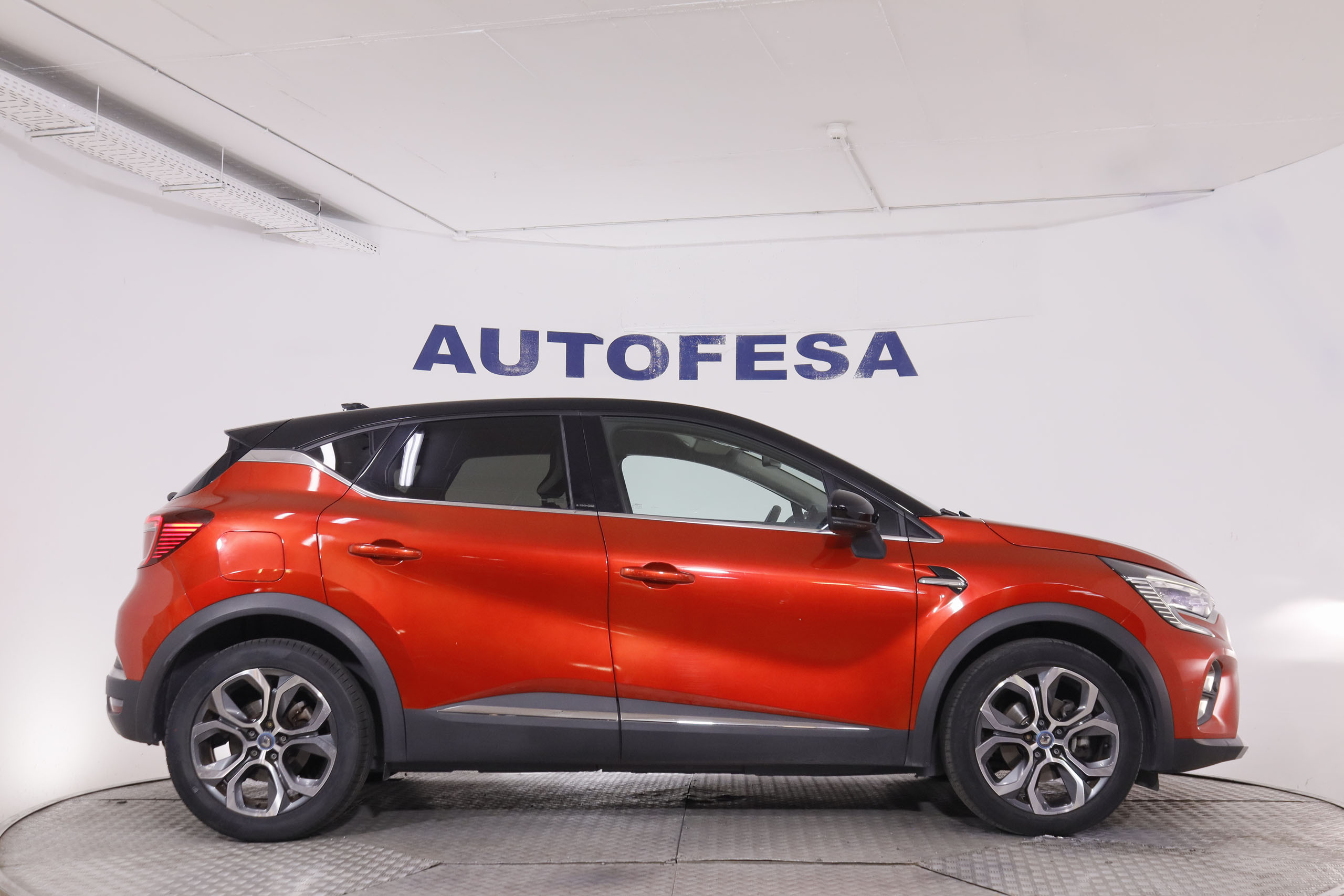 Renault Captur E-Tech Plug-IN Intens - foto 8
