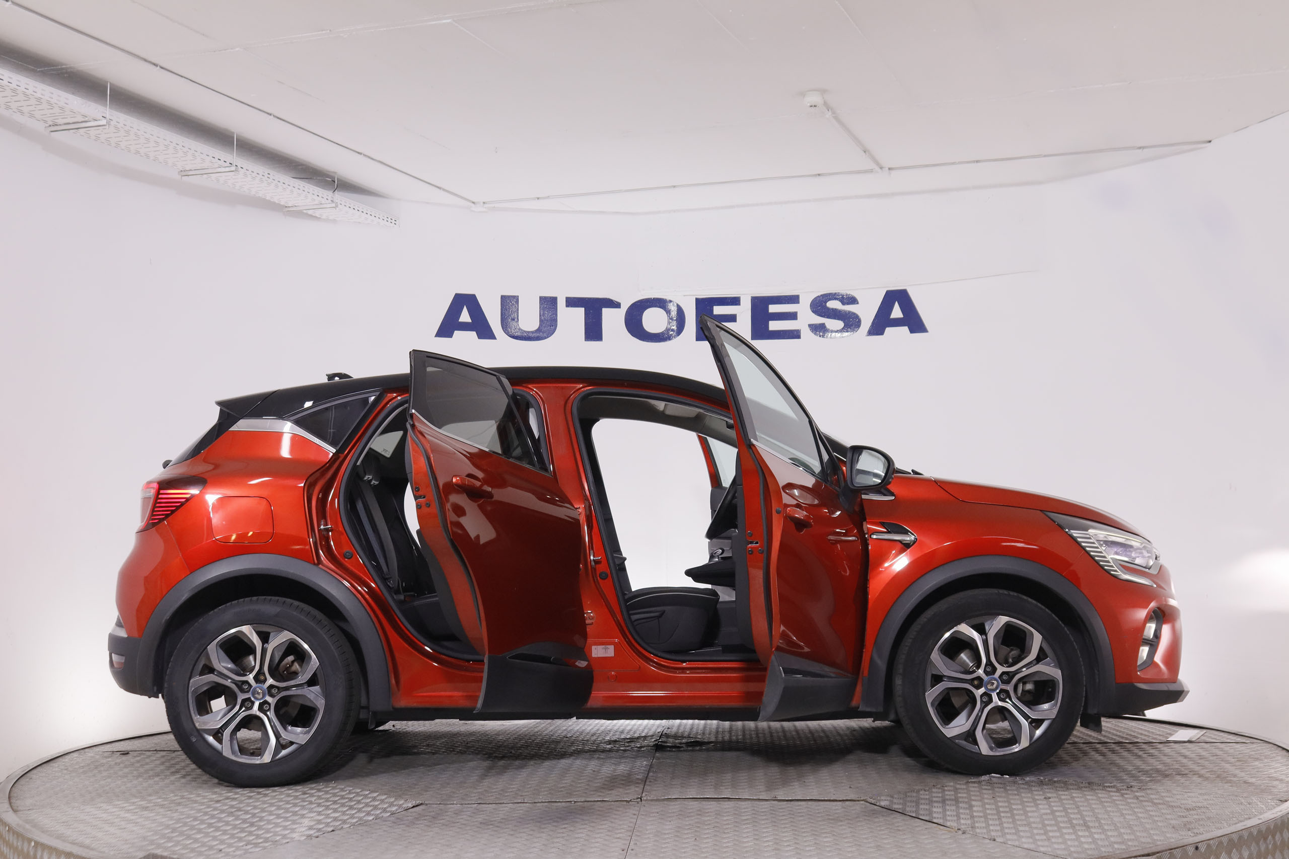 Renault Captur E-Tech Plug-IN Intens - foto 10