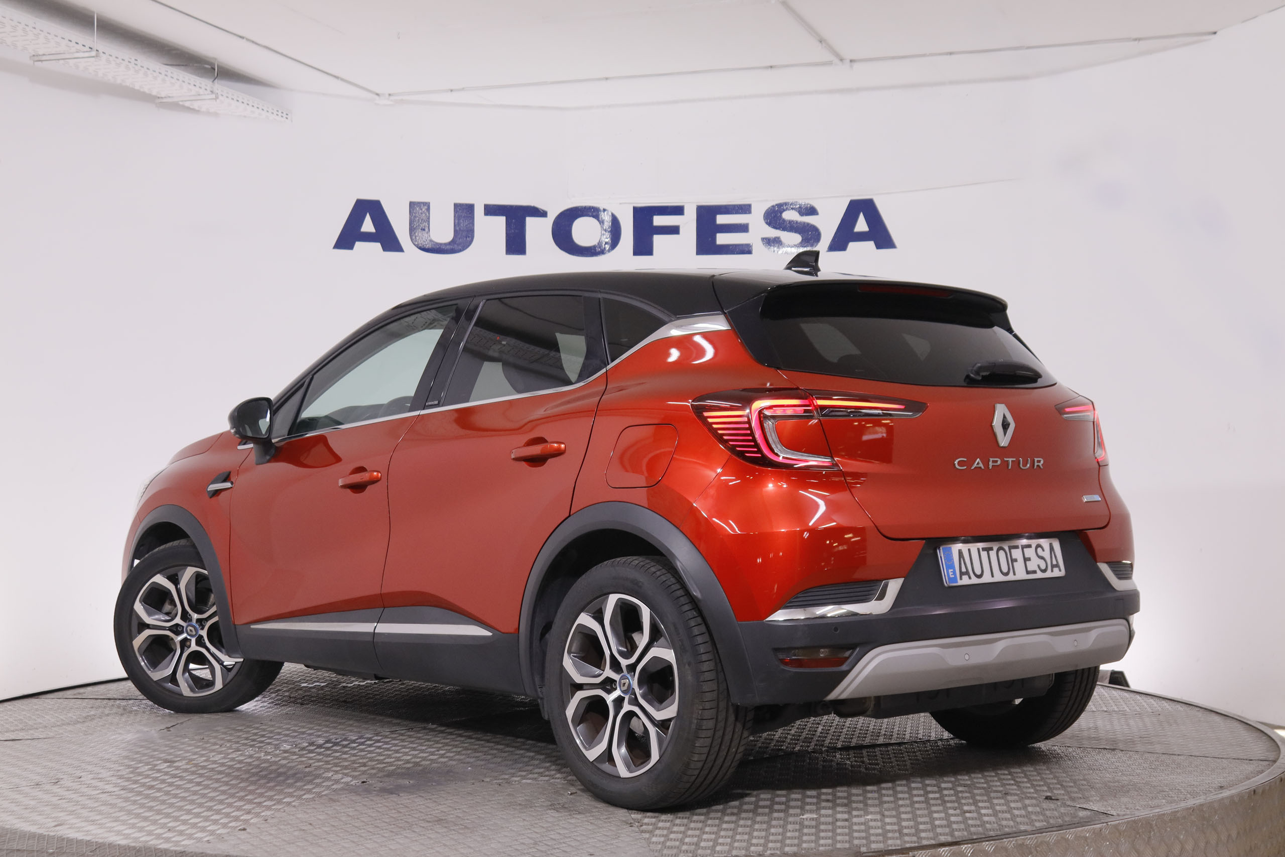Renault Captur E-Tech Plug-IN Intens - foto 7