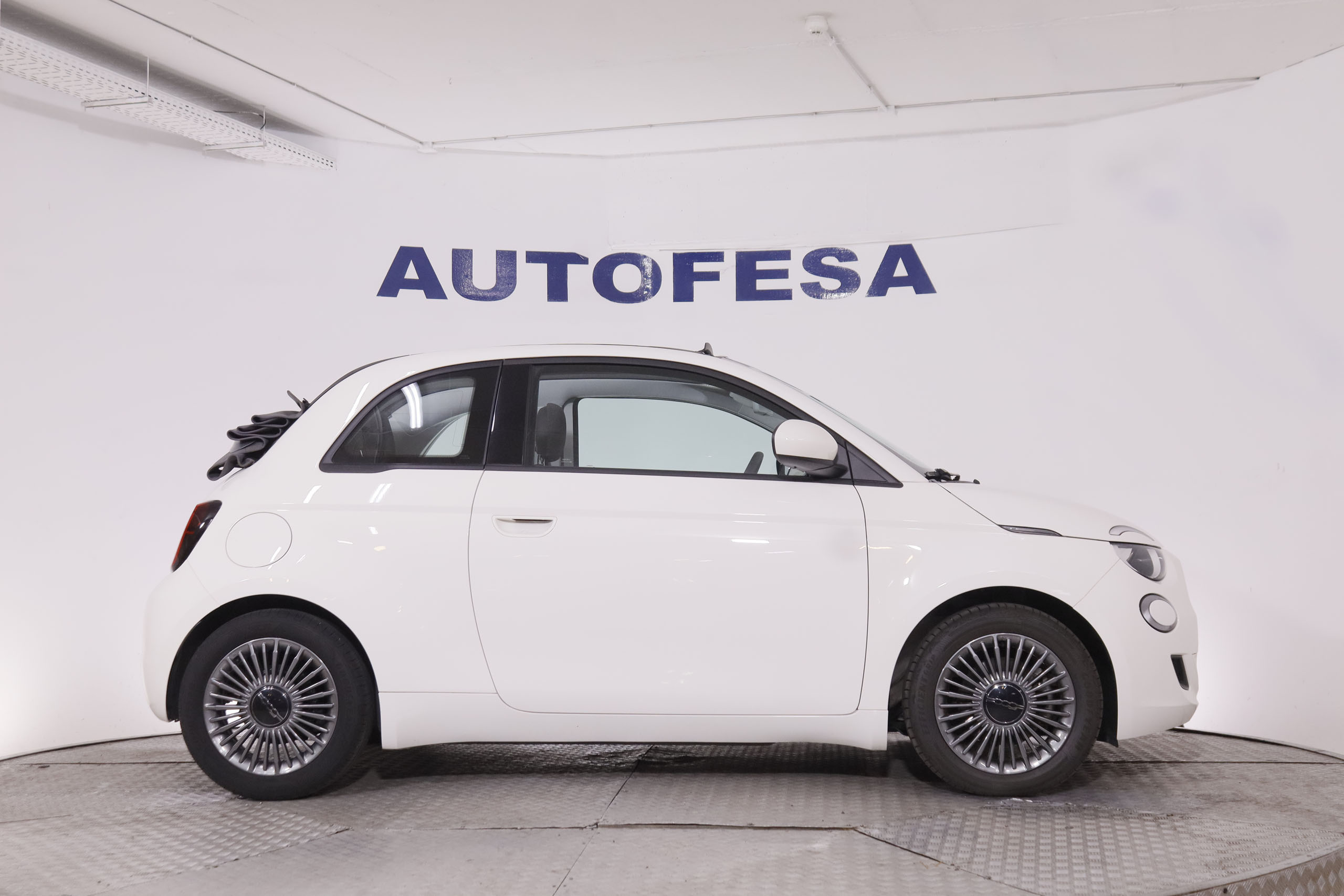 Fiat 500e 500C E Icone Eléctrico - foto 8