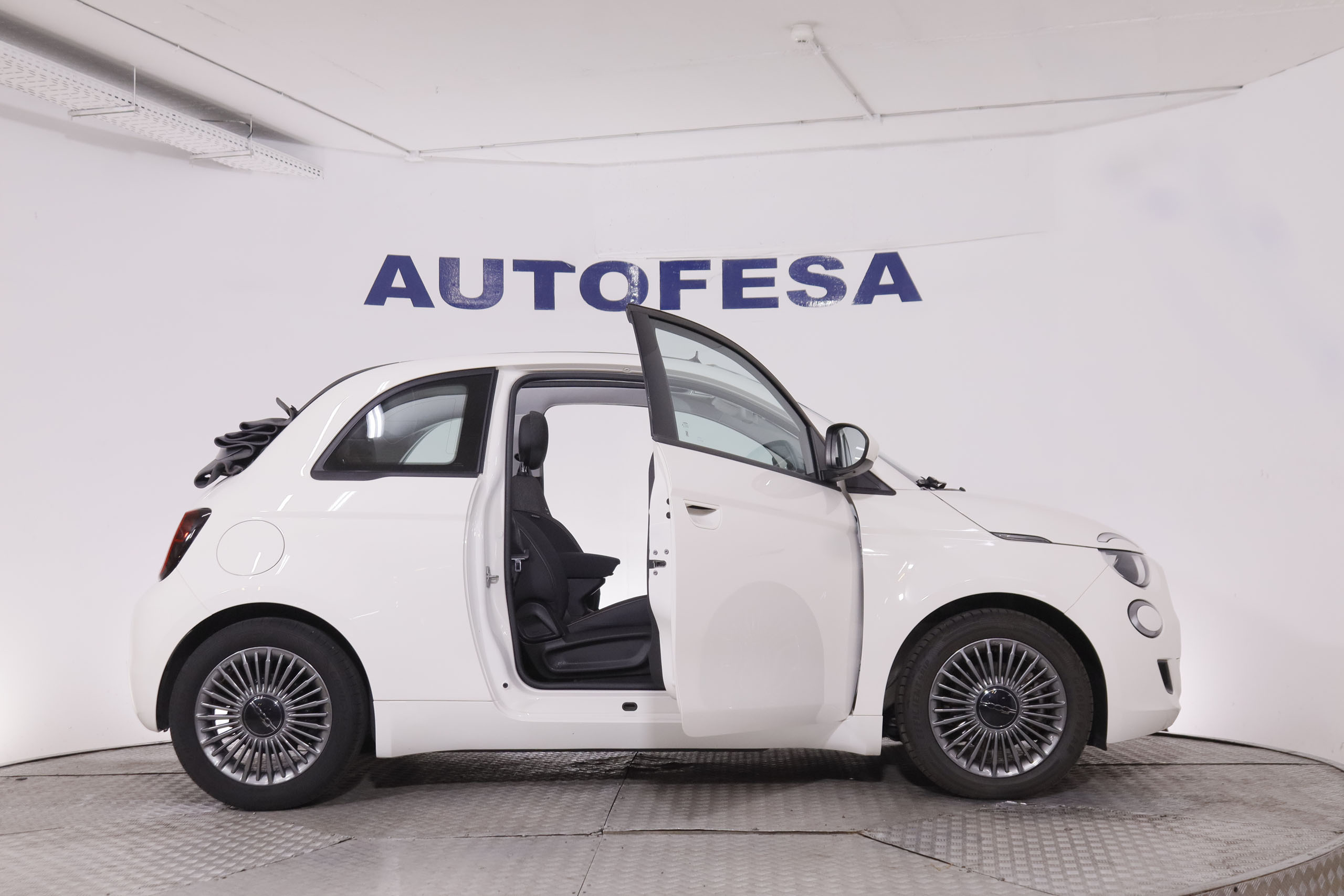 Fiat 500e 500C E Icone Eléctrico - foto 11