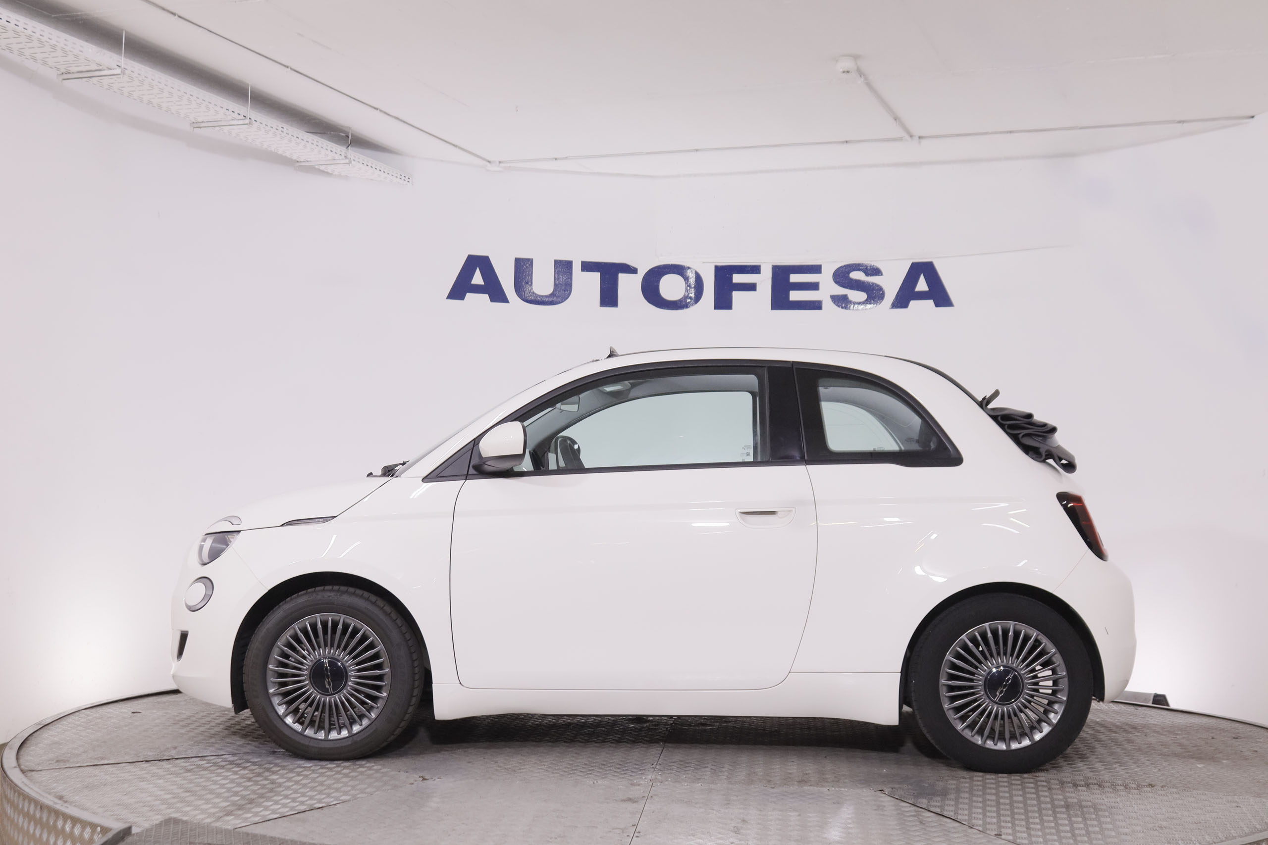 Fiat 500e 500C E Icone Eléctrico - foto 4