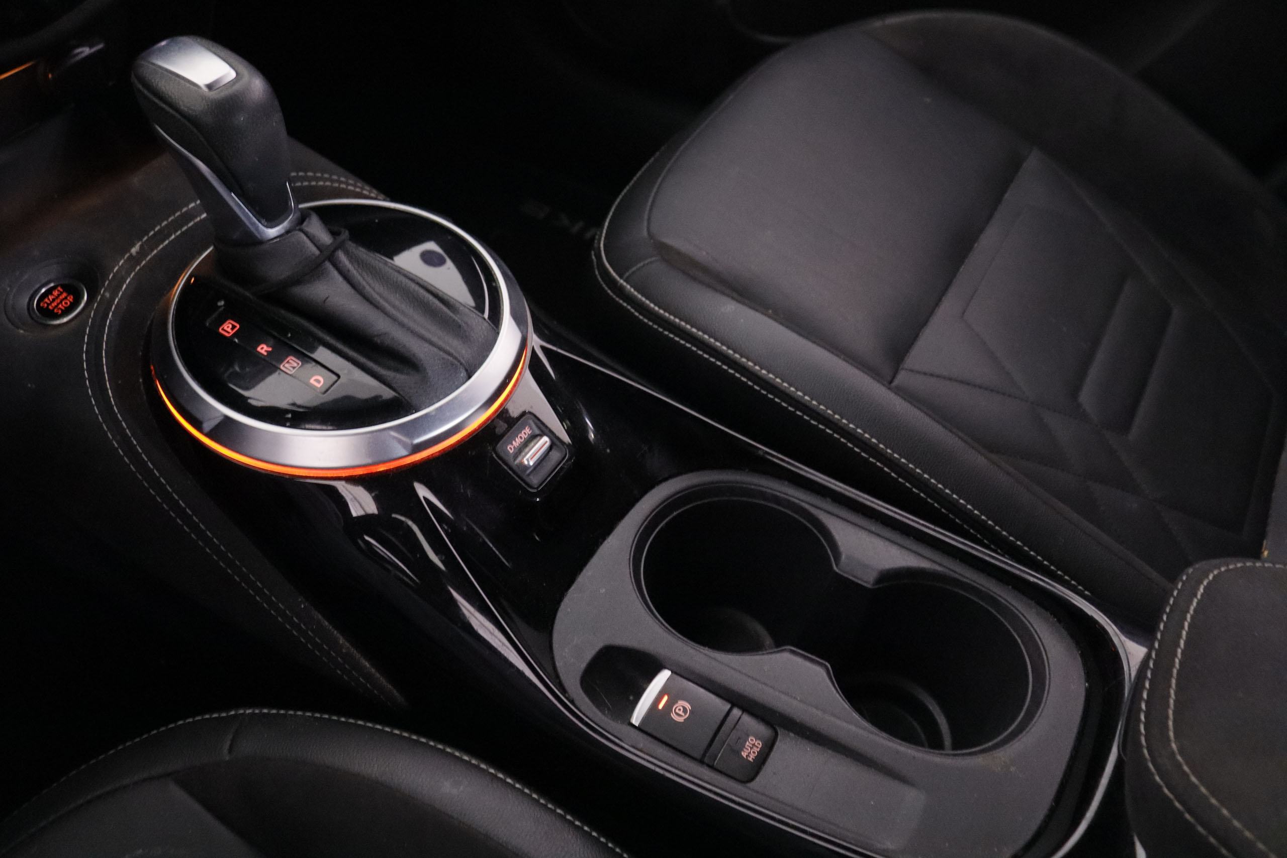 Nissan Juke 1.0 DIG-T N-Desing - foto 17