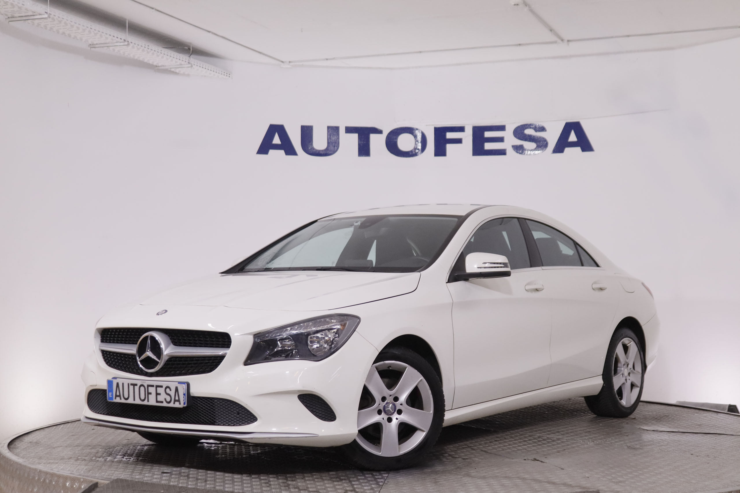 Mercedes-Benz CLA Clase CLA 180i Urban