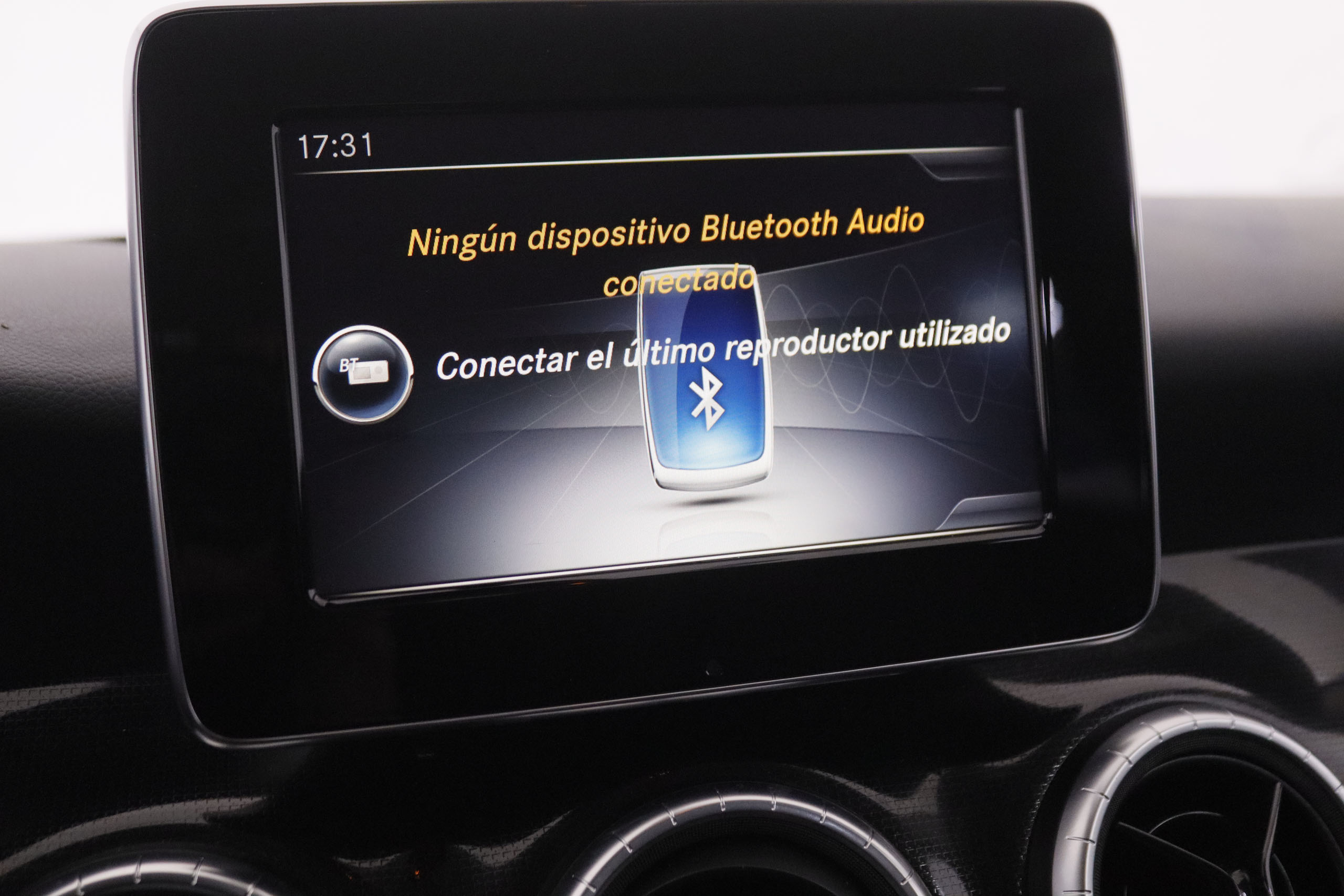 Mercedes-Benz CLA Clase CLA 180i Urban - foto 16