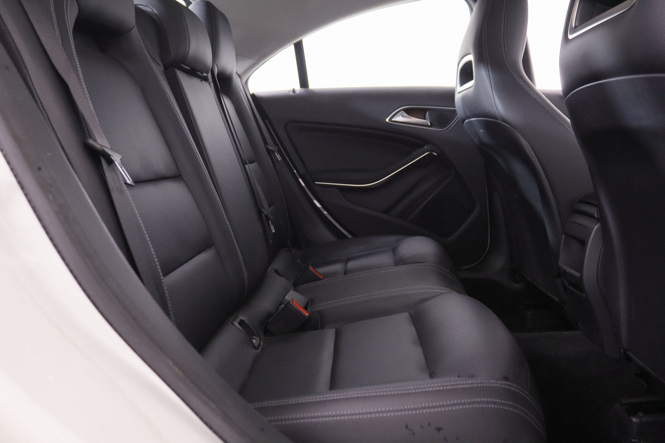 Mercedes-Benz CLA Clase CLA 180i Urban - foto 20
