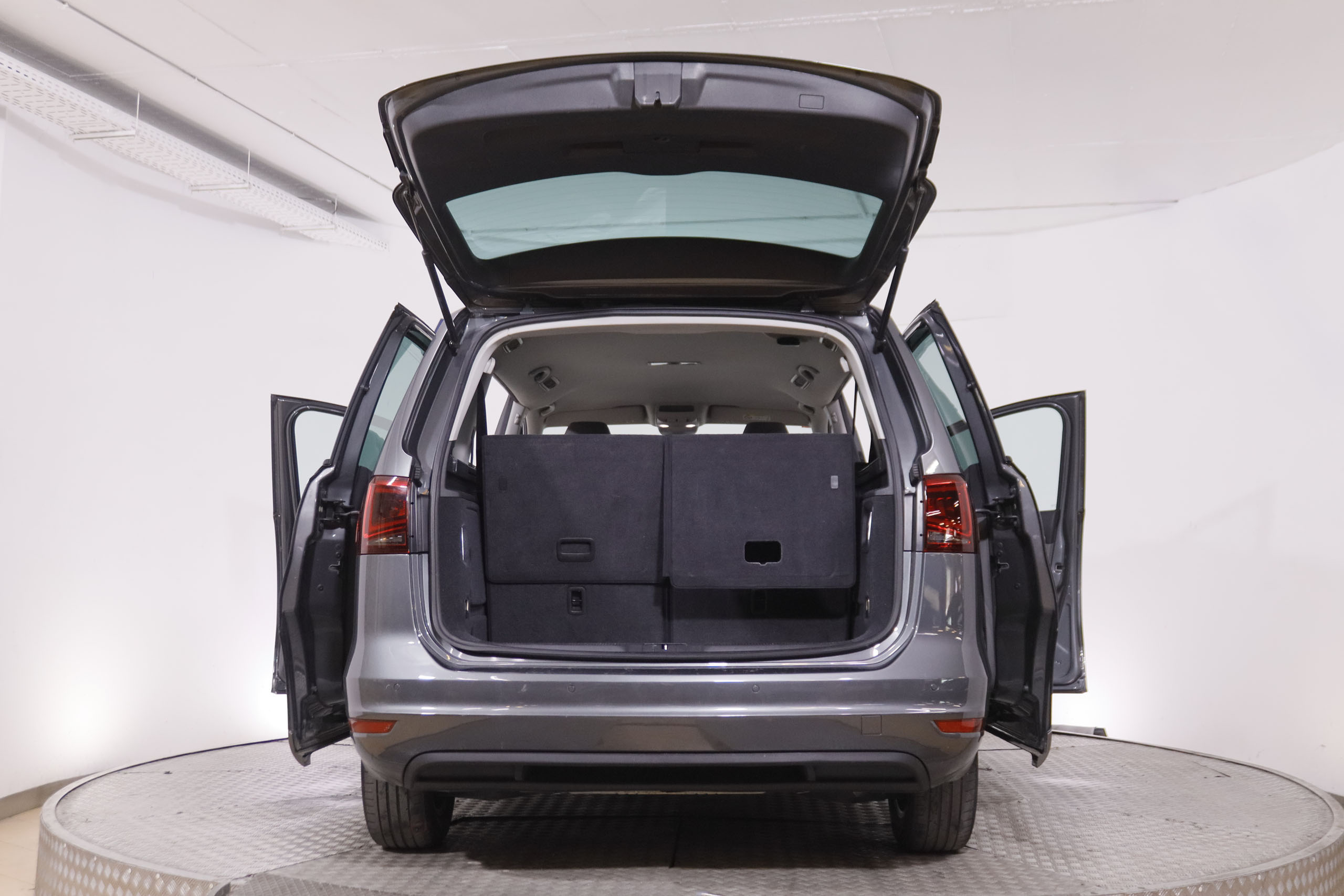 SEAT Alhambra 2.0 TDI 7 plazas - foto 9