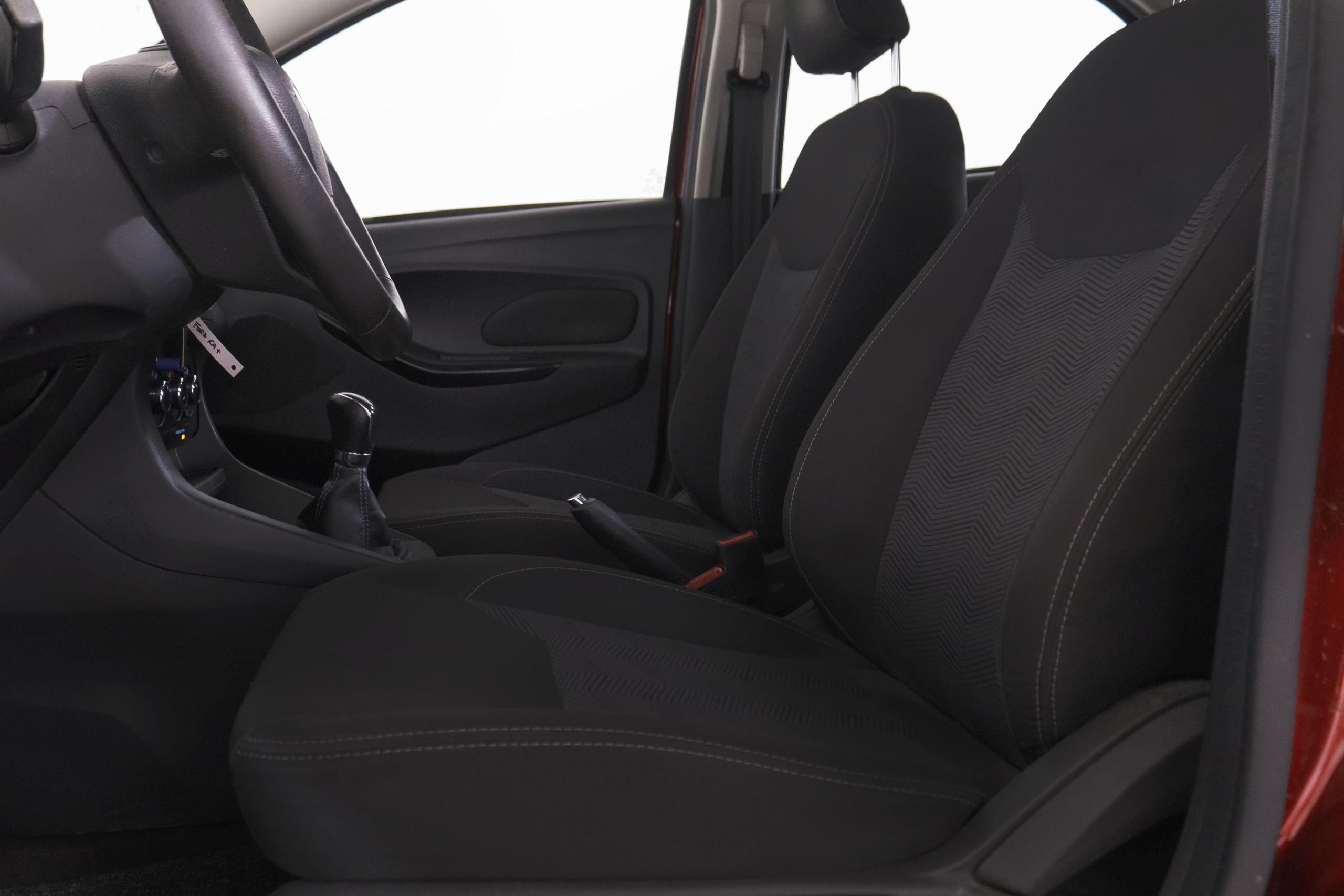 Ford Ka 1.2 TI-VCT Ultimate - foto 17