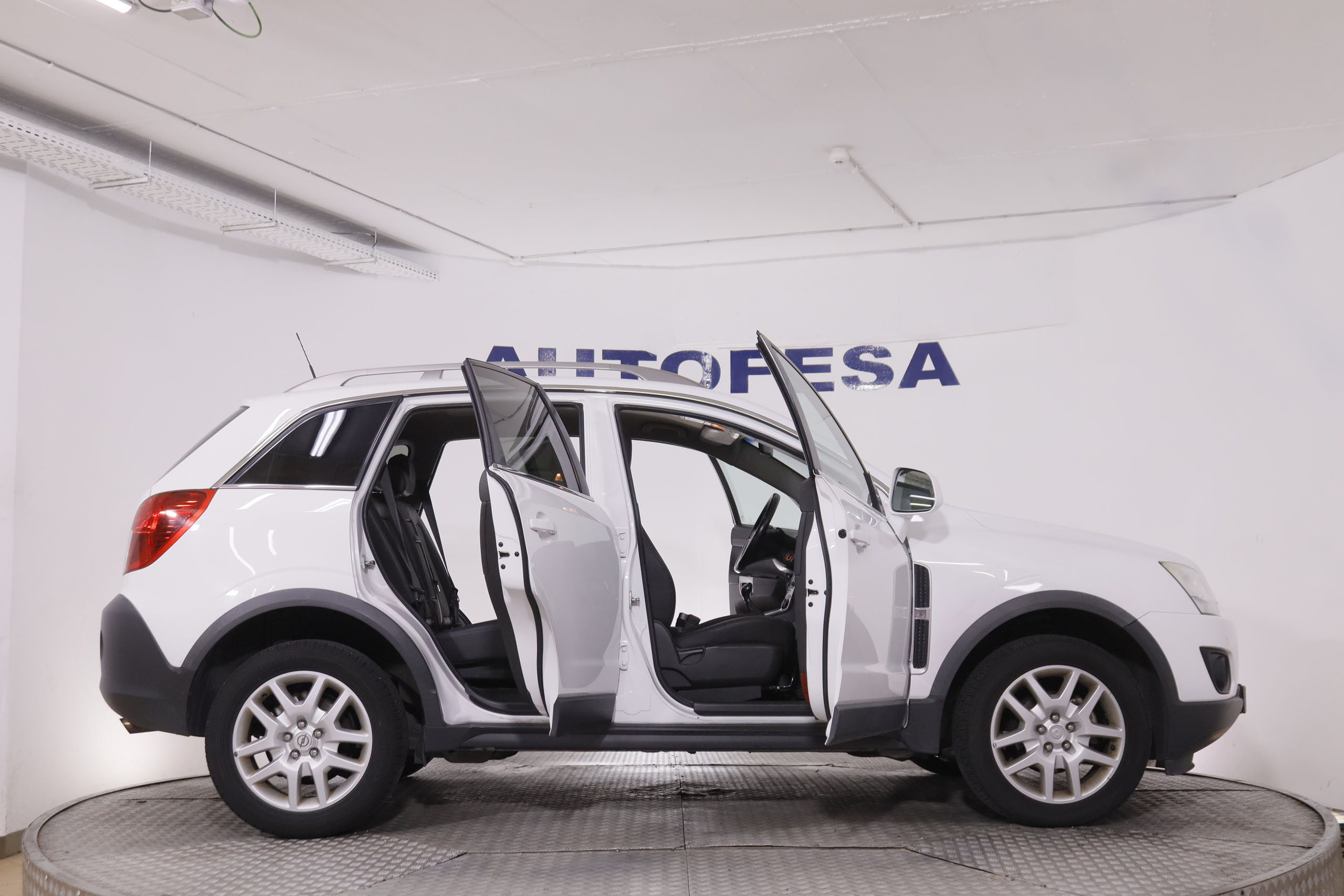 Opel Antara 2.2 CDTI Selective 4x2 - foto 8