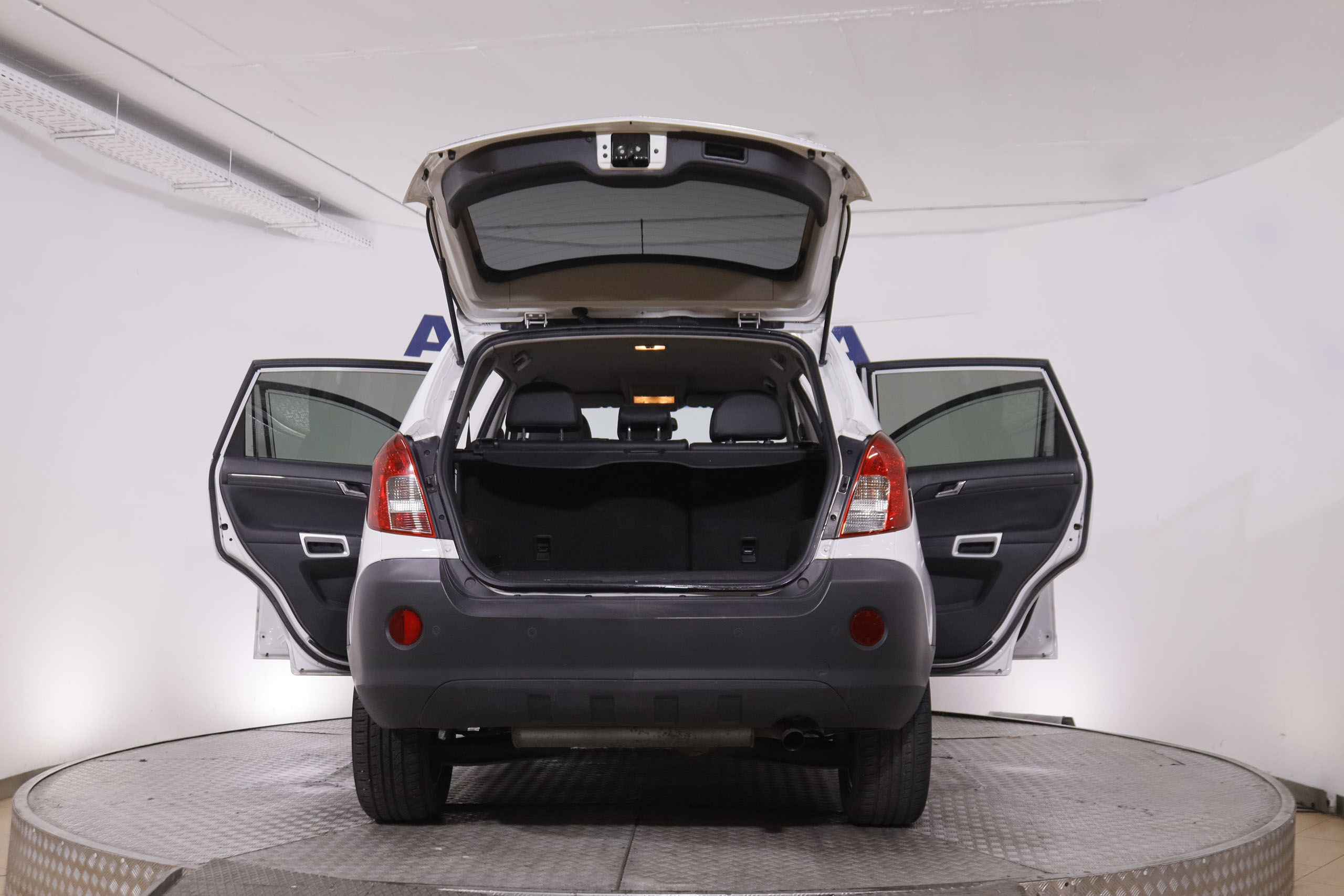 Opel Antara 2.2 CDTI Selective 4x2 - foto 9