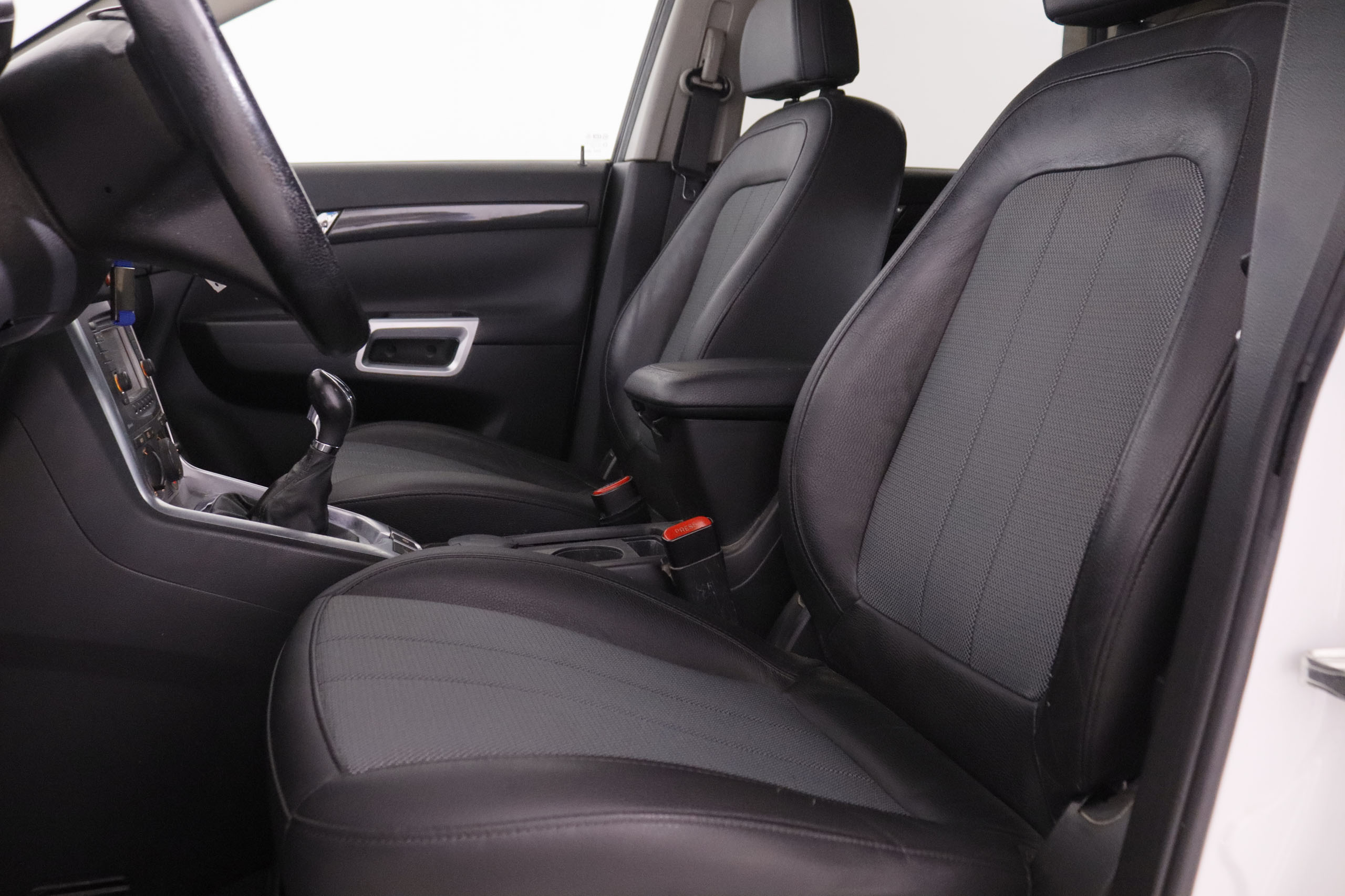 Opel Antara 2.2 CDTI Selective 4x2 - foto 18