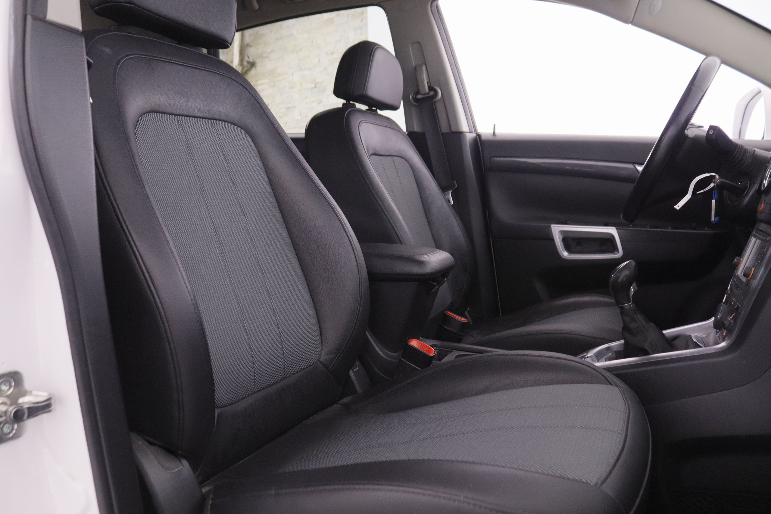 Opel Antara 2.2 CDTI Selective 4x2 - foto 19
