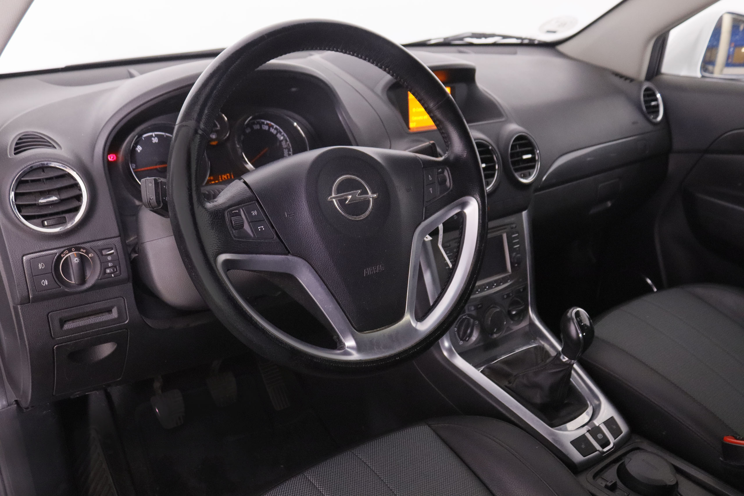 Opel Antara 2.2 CDTI Selective 4x2 - foto 11