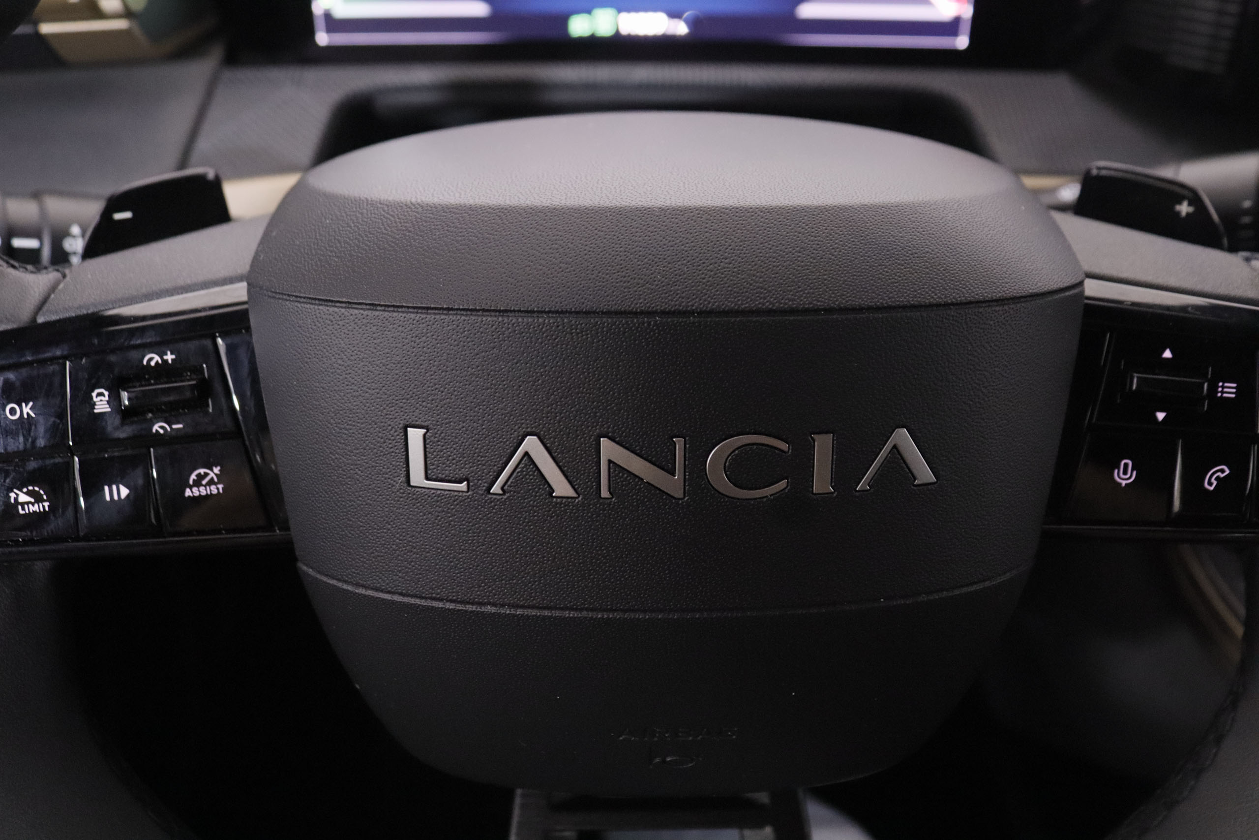 Lancia Ypsilon 1.2 Hybrid LX - foto 14