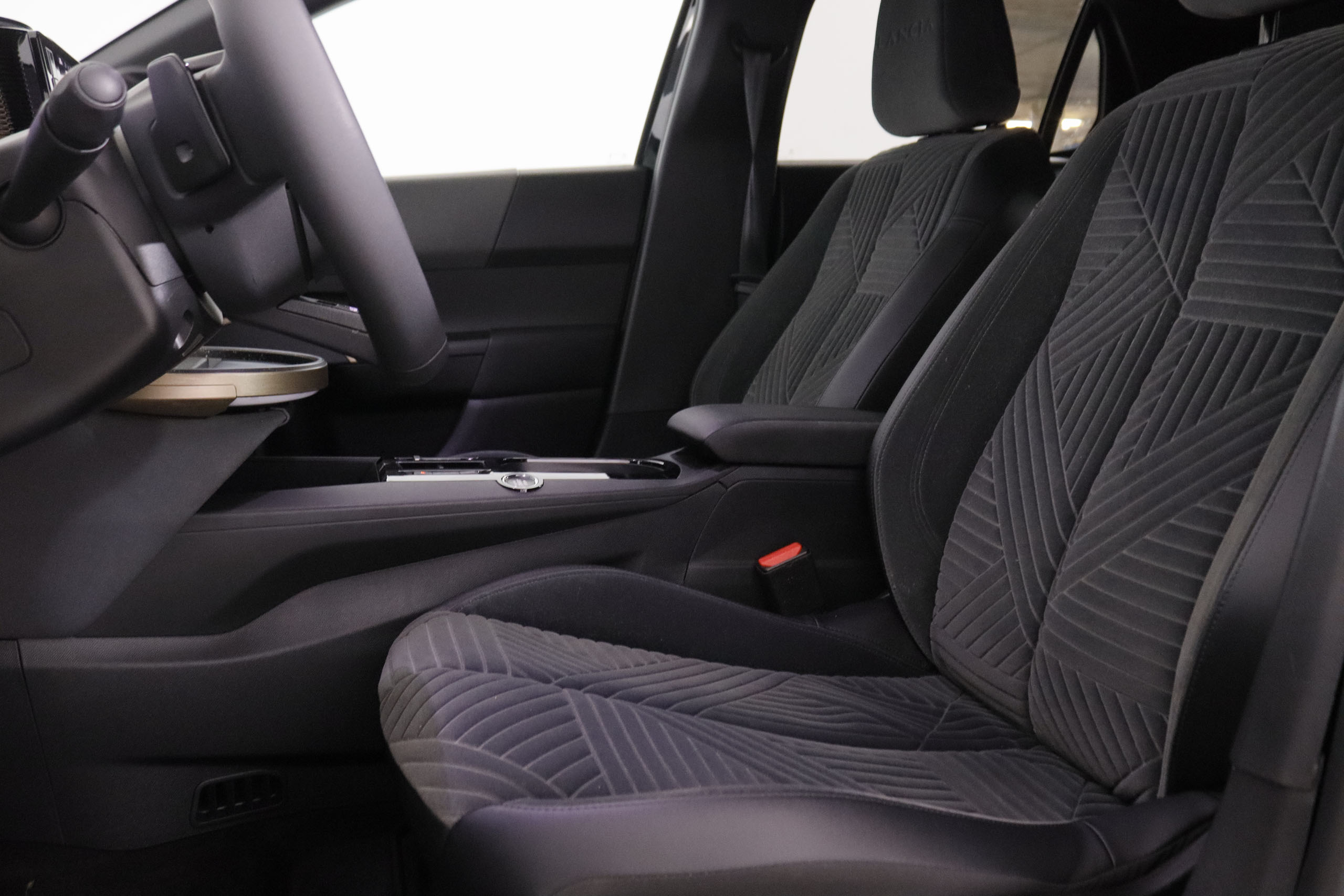 Lancia Ypsilon 1.2 Hybrid LX - foto 27