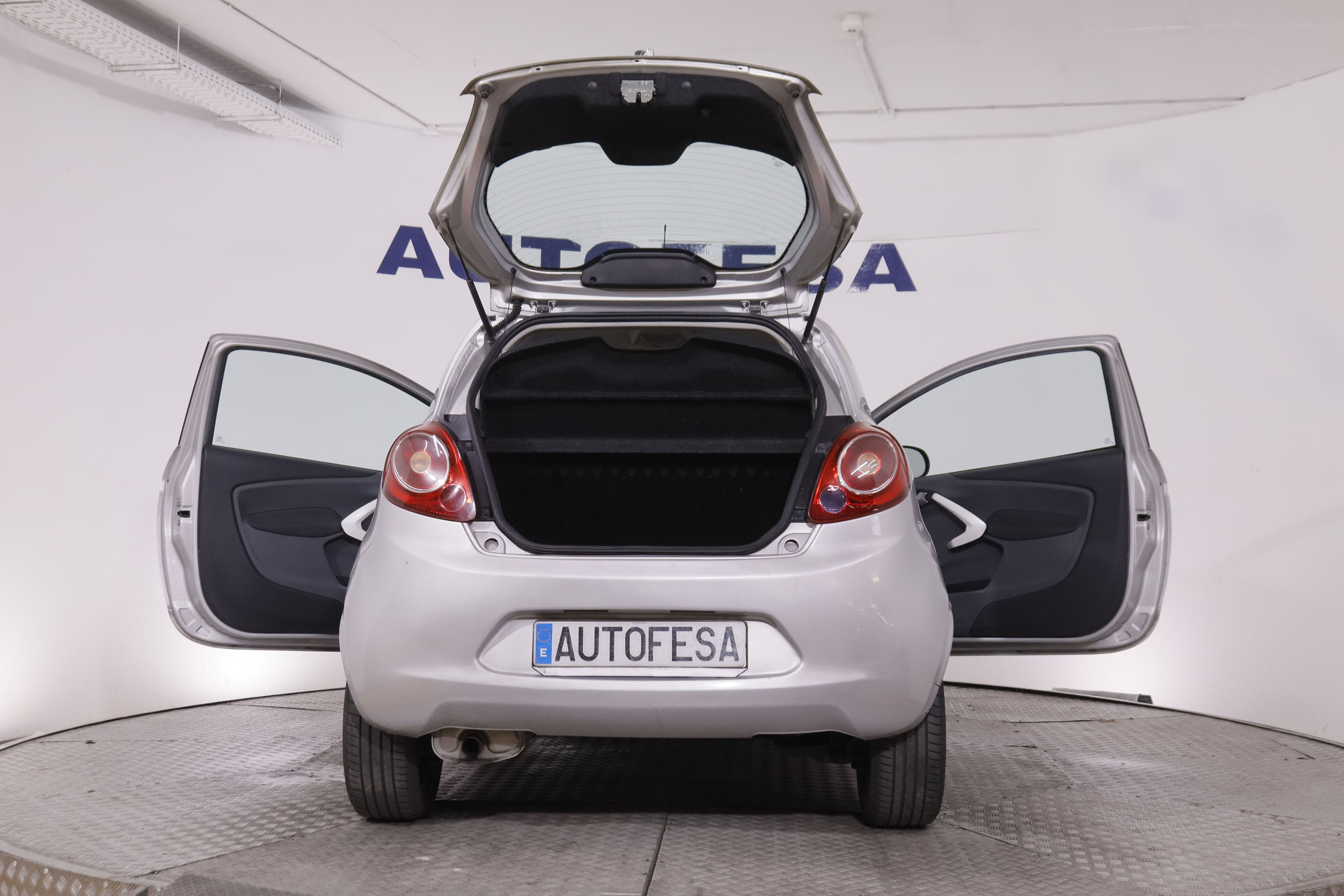 Ford Ka 1.3 TDCi Trend - foto 9