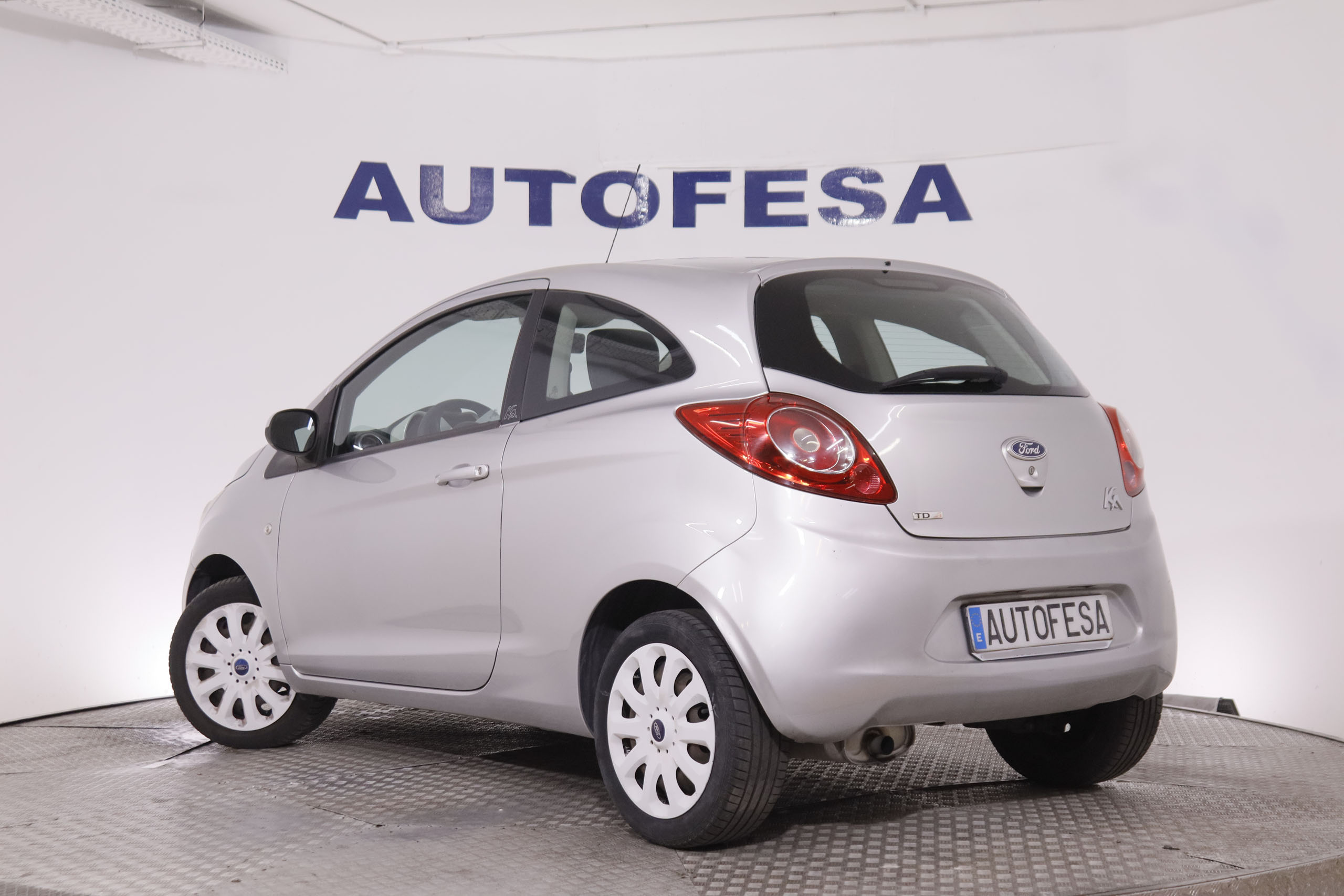 Ford Ka 1.3 TDCi Trend - foto 7