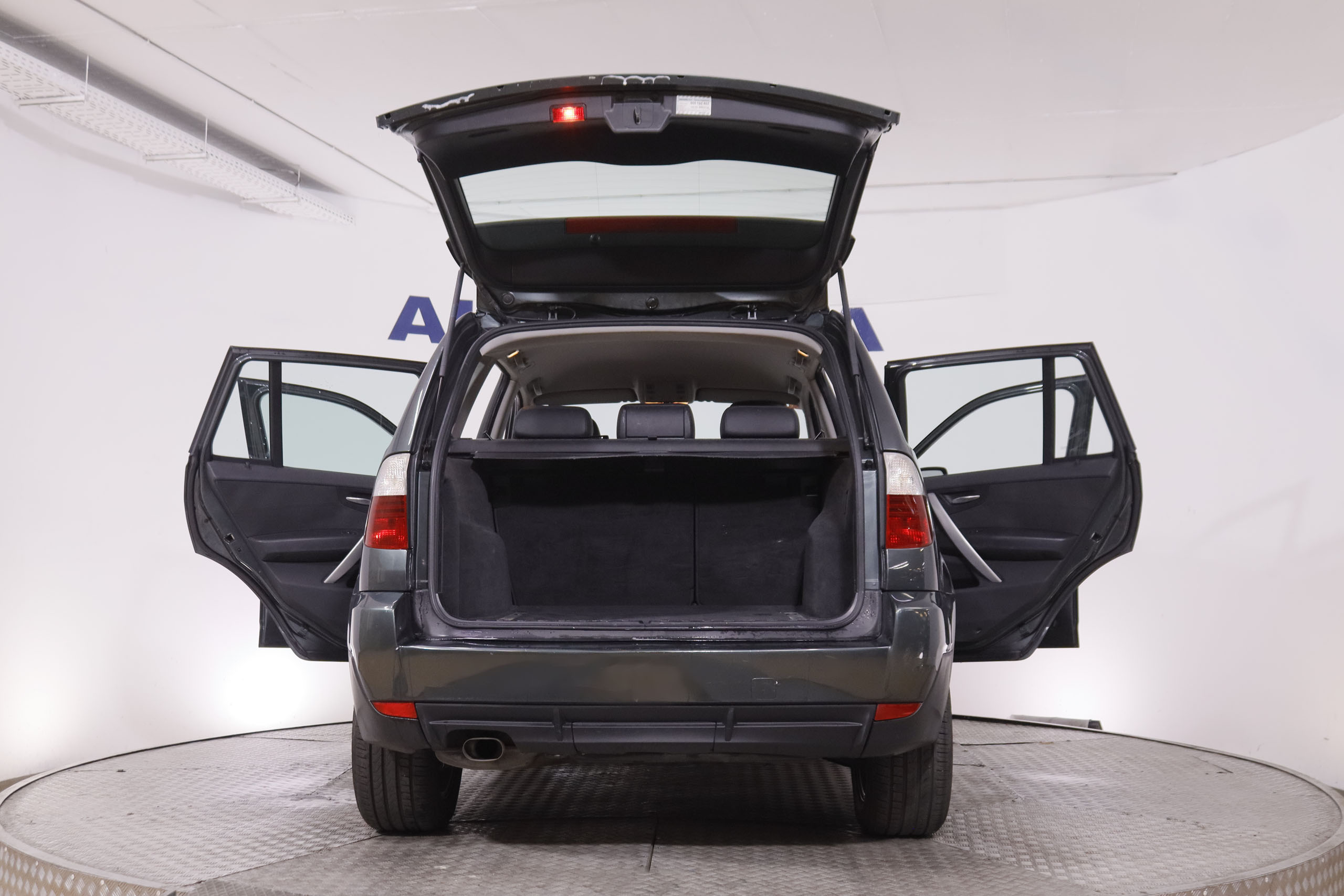 BMW X3 2.0D 4x4 - foto 8