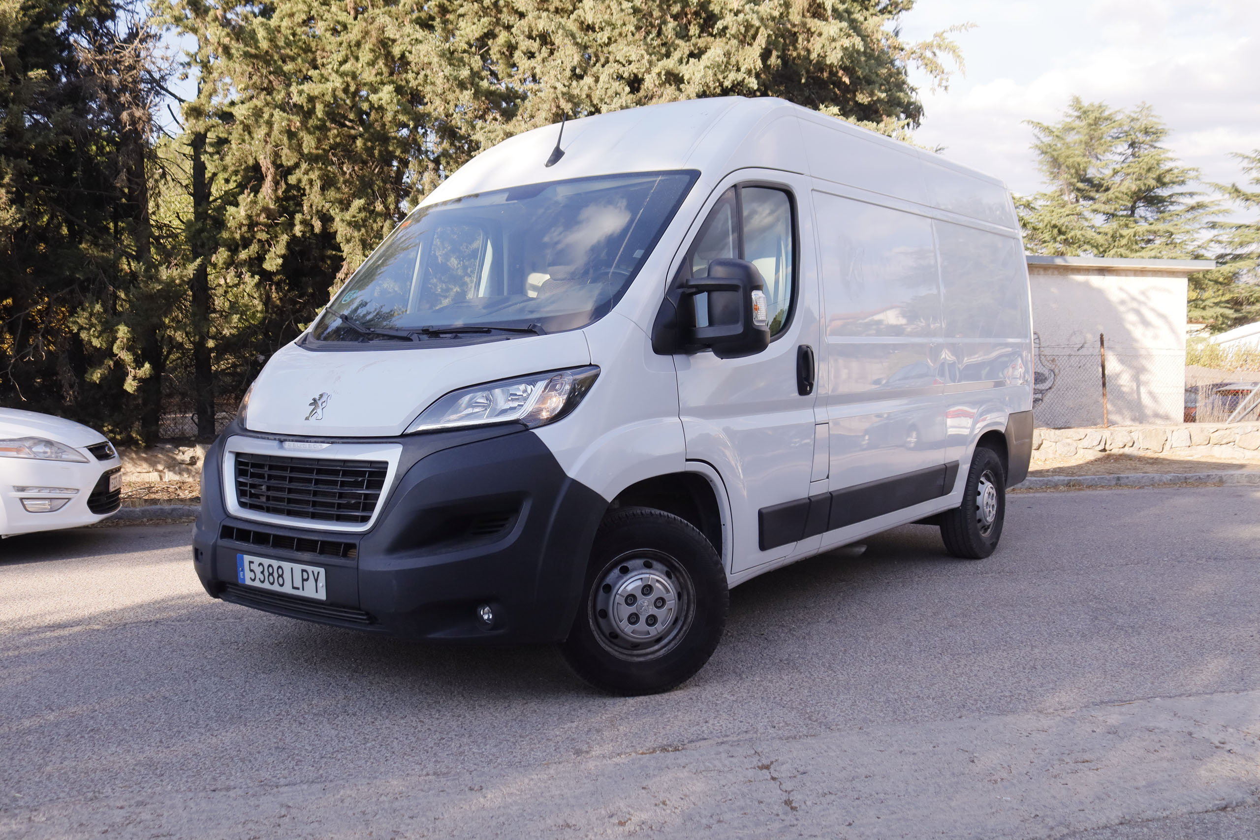 Peugeot Boxer Furgon 2.2 BlueHDi 335 L2H2