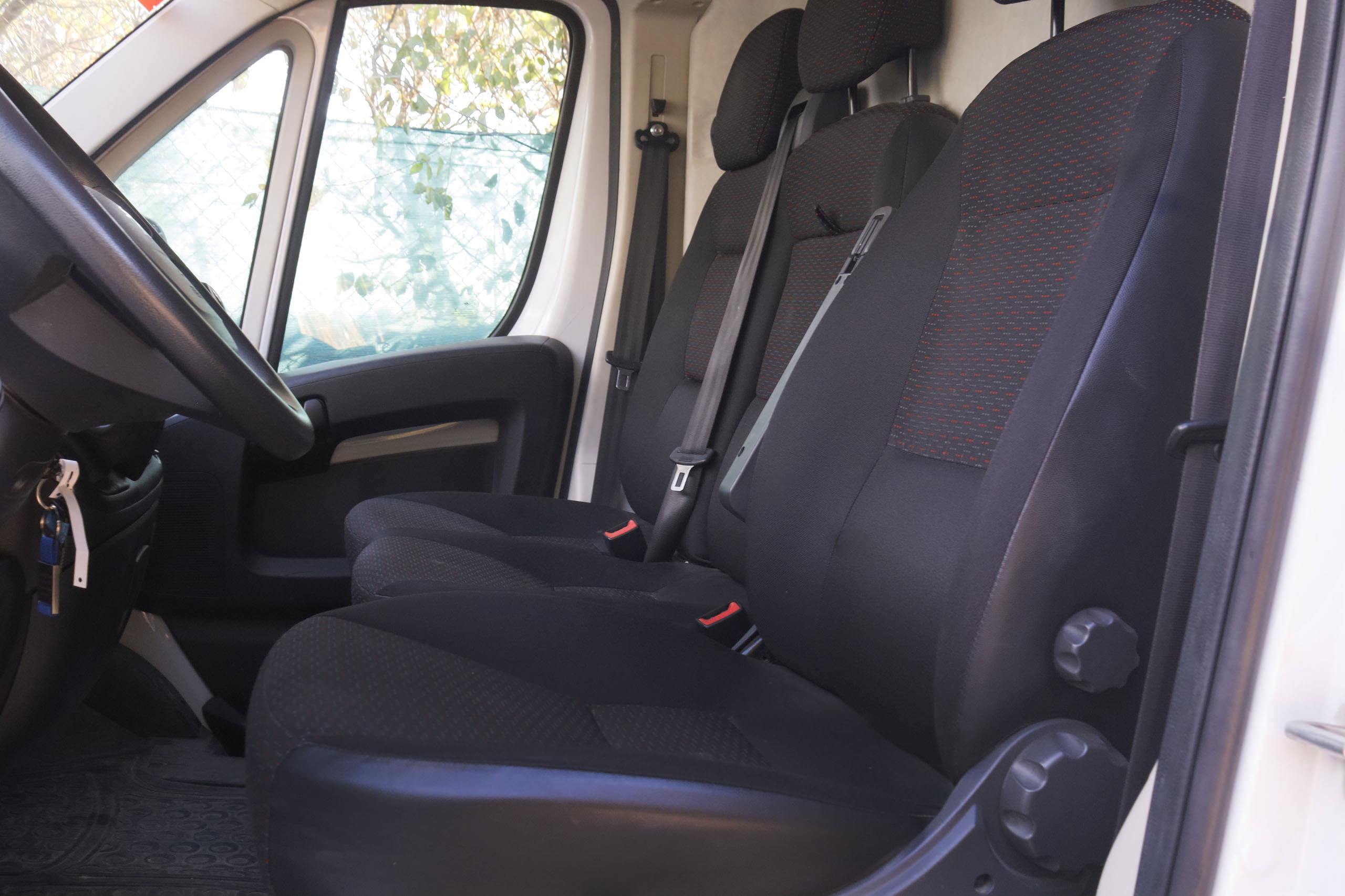 Peugeot Boxer Furgon 2.2 BlueHDi 335 L2H2 - foto 17